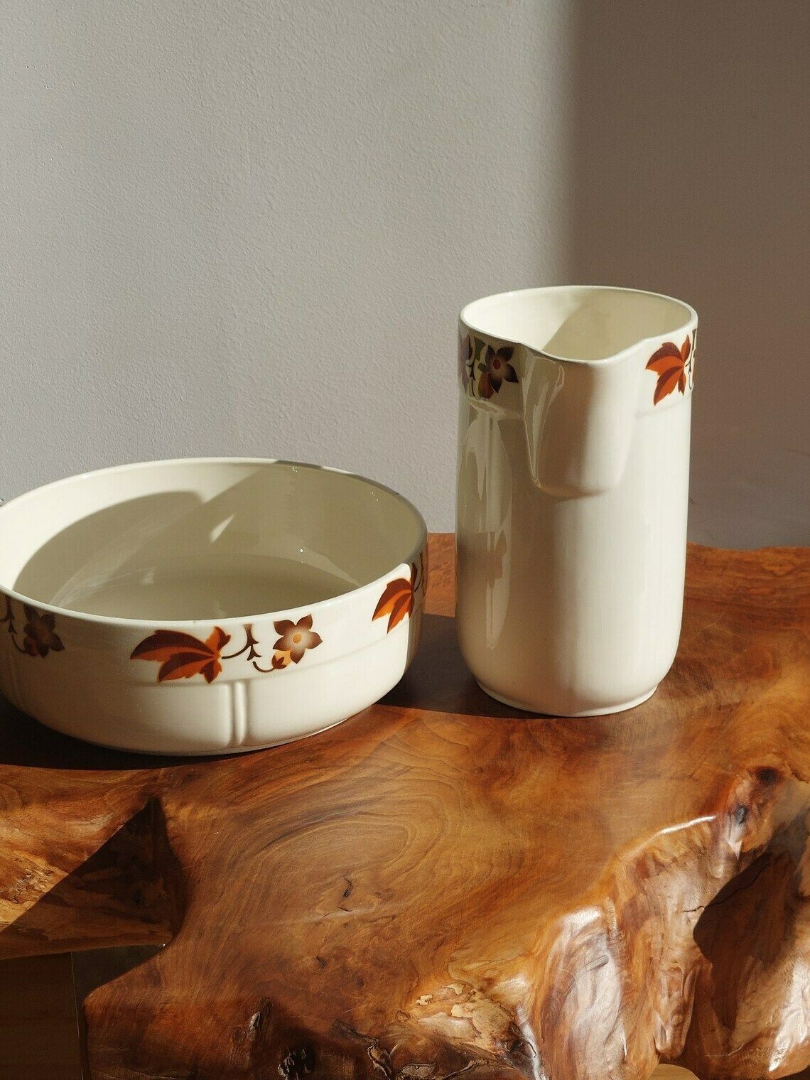 Rare Vintage Pitcher And Wash Basin/German Bathroom Set/Vintage Bathroom Jug And Bowl/Vintage German Wash Set/Hand Painted/Annaburg/1950's photo vinterior