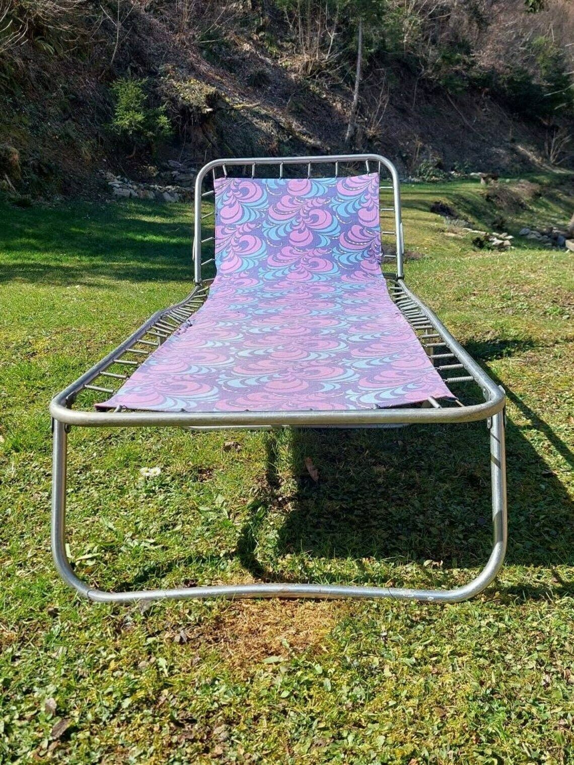Retro Folding Flower Power Sun Lounger/ Retro Folding Beach, Teracce, Patio, Pool Chair / Retro Canvas Folding Deck Chair /Retro Beach /1970's