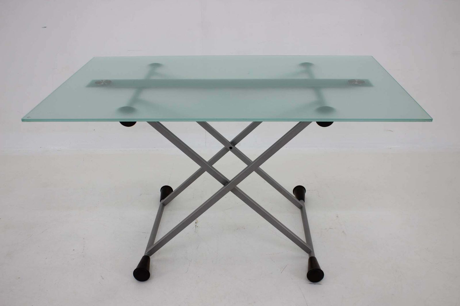 1990s Desalto Glass Elevator Coffee Or Dining Table, Italy photo furniture