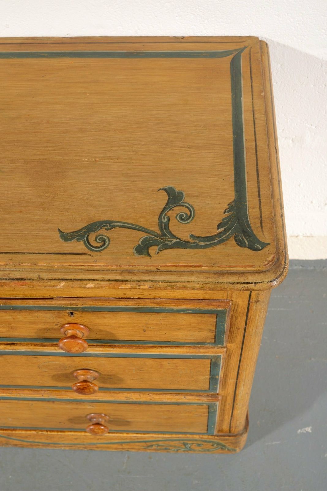 An Early Victorian Faux Satinwood Chest Of Drawers   C.1840 photo furniture