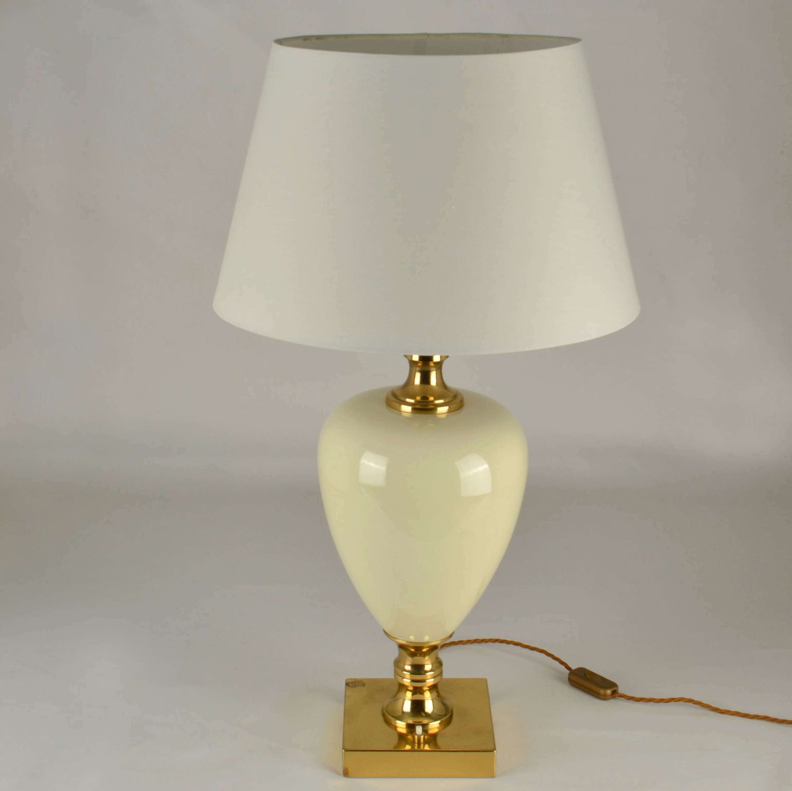 photo furniture Pair Of Cream Porcelain And Brass Table Lamps By Zonca, Italy, 1970s