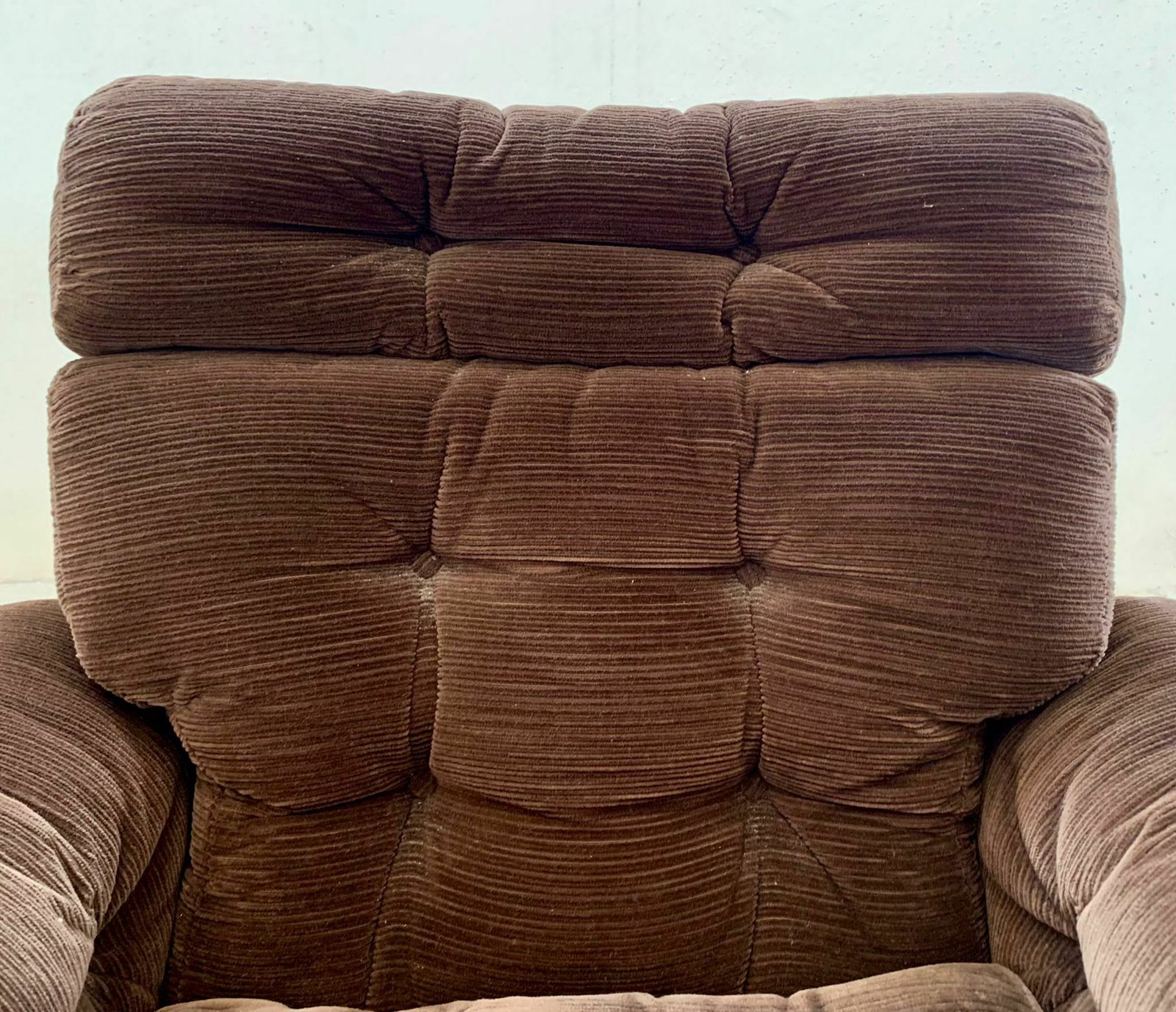 photo vintage 3 Seater Sofa And 2 Armchairs From The 70s – Coronado & Tobia Scarpa For B&B Ialia