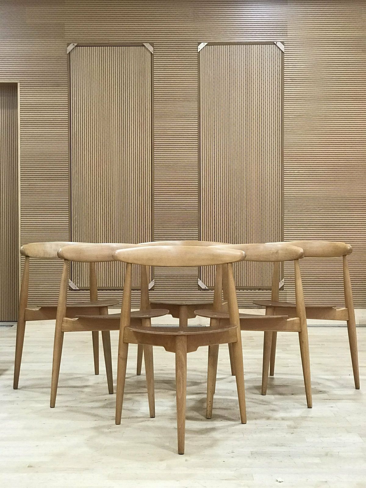 Hans Wegner ‘Heart’ Fh 4103 Teak And Beech Dining Chairs (6) photo Furniture