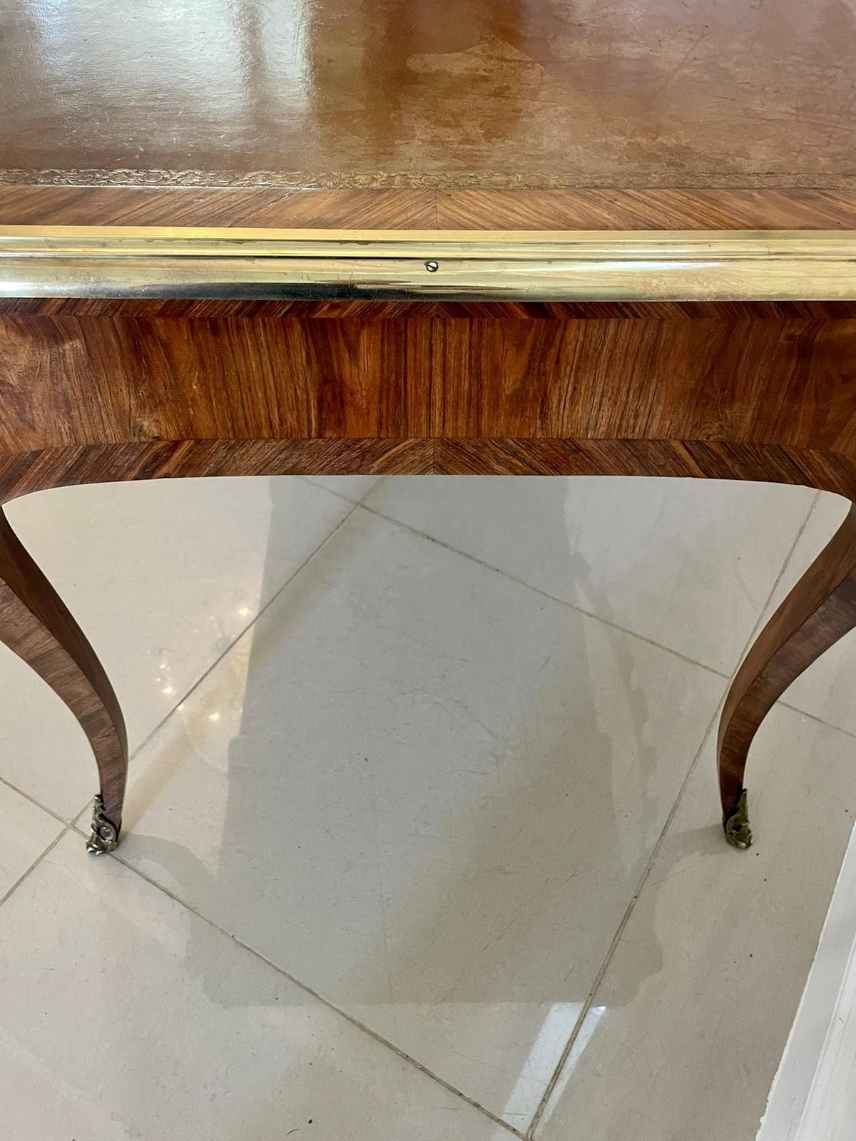 photo furniture Large Antique Quality Freestanding Kingwood Ornate Ormolu Mounted Partners Plat Desk