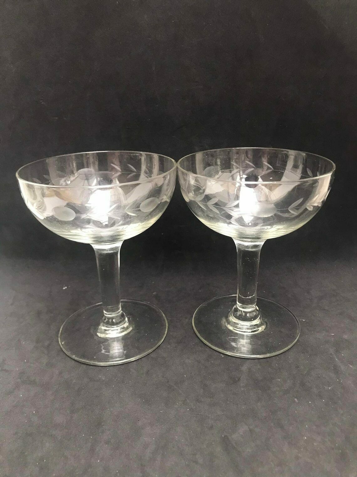 Champagnecoupes – Set Van 2 Antieke Kristallen Coupes, Ca. Jaren 1920, Frans, Steelglazen, Barcartdecoratie, Cocktailglazen photo buy