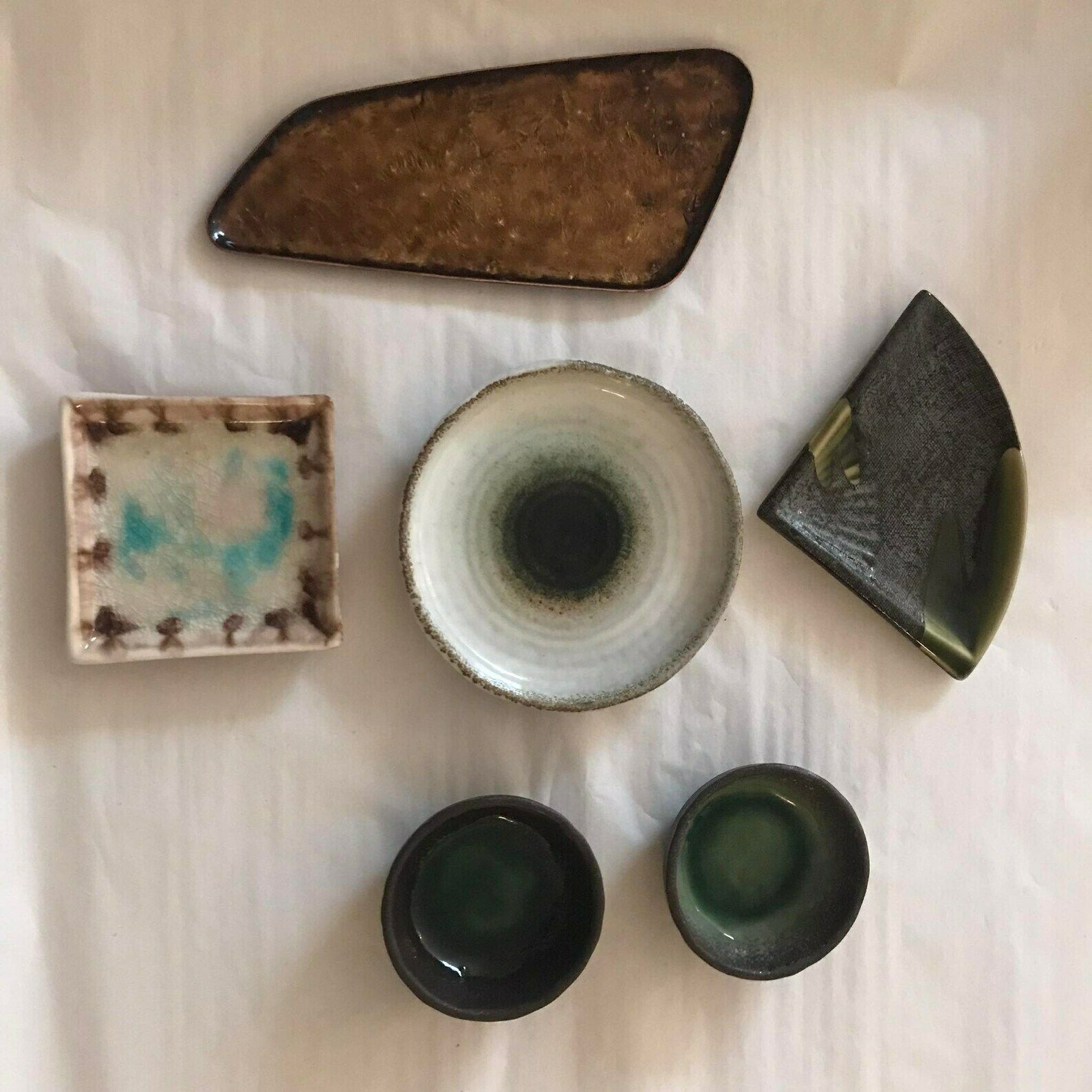 photo furniture Japanese Bowls Plates Set Serving Sauce Dish, Dinner Sashimi Plate Asian Food Dish Blue Ceramic Porcelain Fish Serving Tr