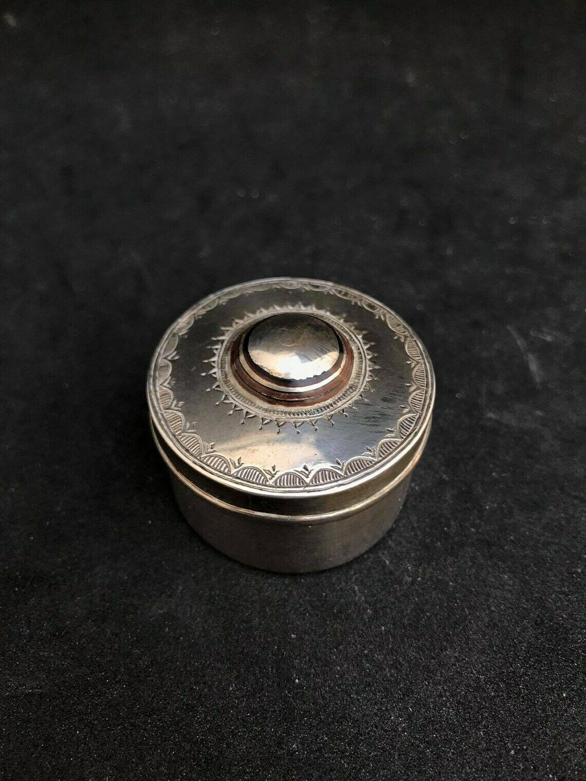 Zilveren Doos – Tuareg, Afrikaans Berbers, Nomadisch, Handgemaakt, Sahara, Etnisch, Decoratief, Verzamelobject, Ringdoos