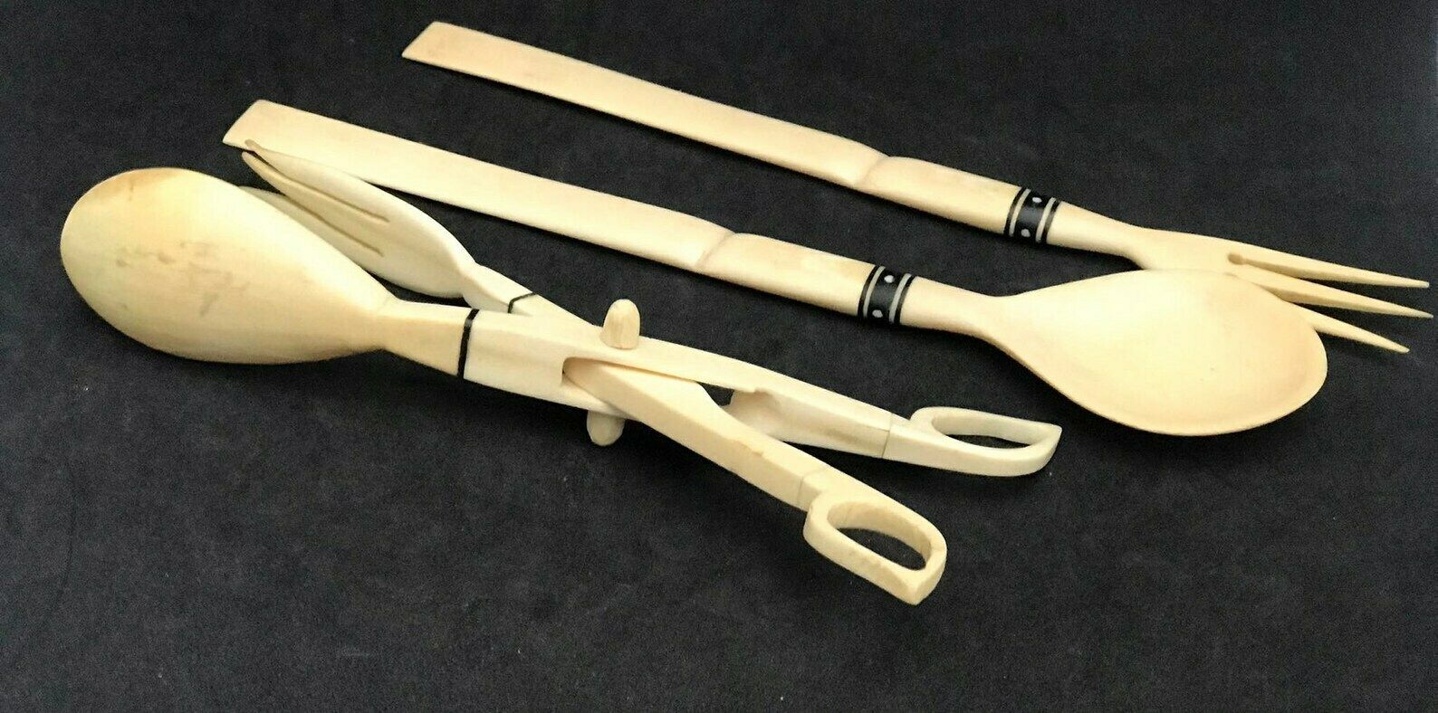 Vintage Saladeschepset – Vork En Lepel – Pastelcrème/Wit En Zwart – Etnisch Celluloid Plastic – Ca. 1950 – Cadeau/Tuinfeest photo 148.0