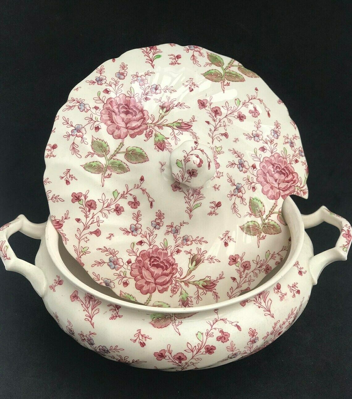 Johnson Brothers Soepterrine – Niet Meer Leverbaar Servies, Vervangend Tafelservies Wit/Roze, Engels Gegraveerd, Roze Tafeldecoratie, Antiek Engels