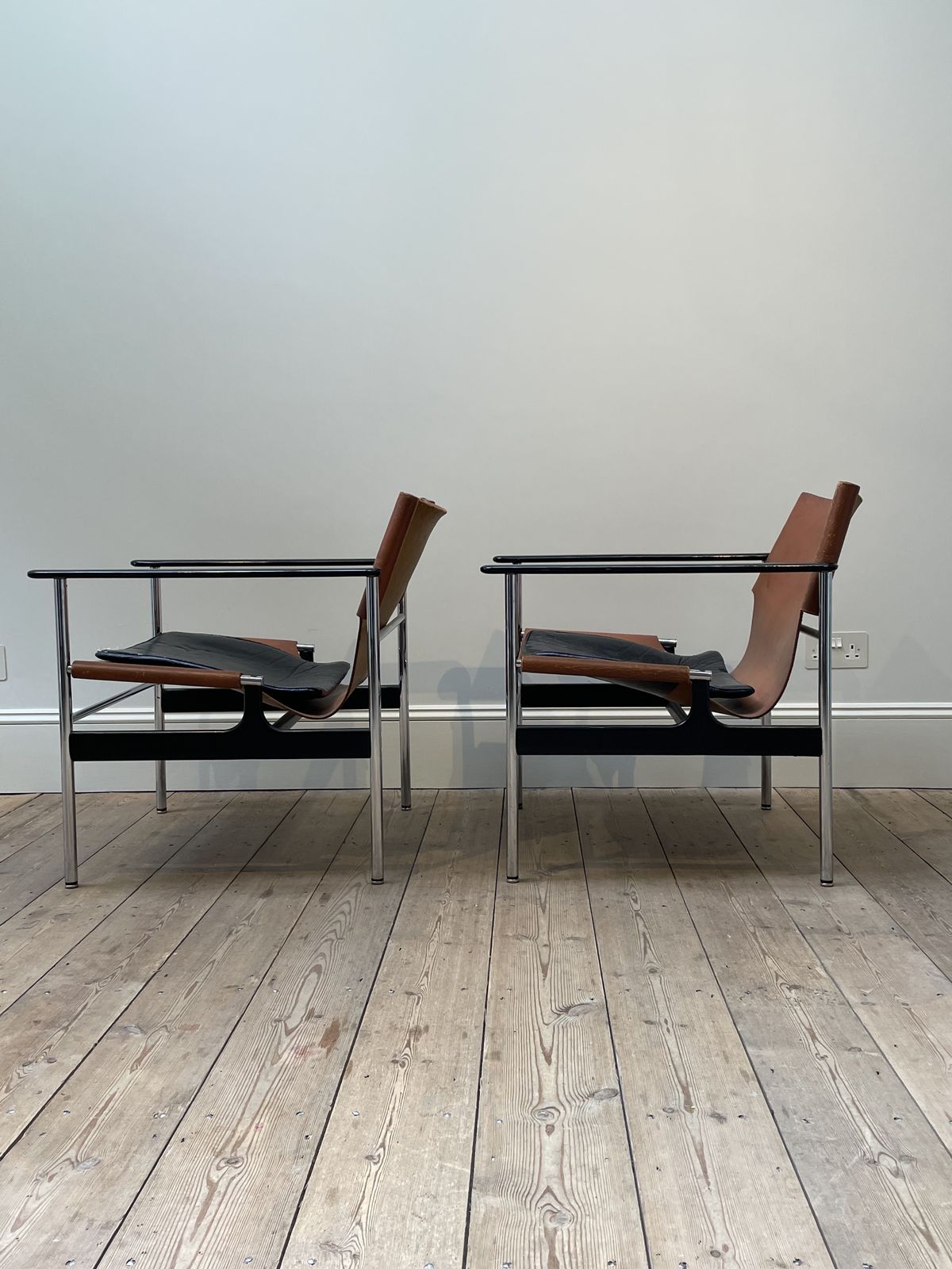 Charles Pollock 657 Leather Sling Lounge Chairs By Knoll photo furniture