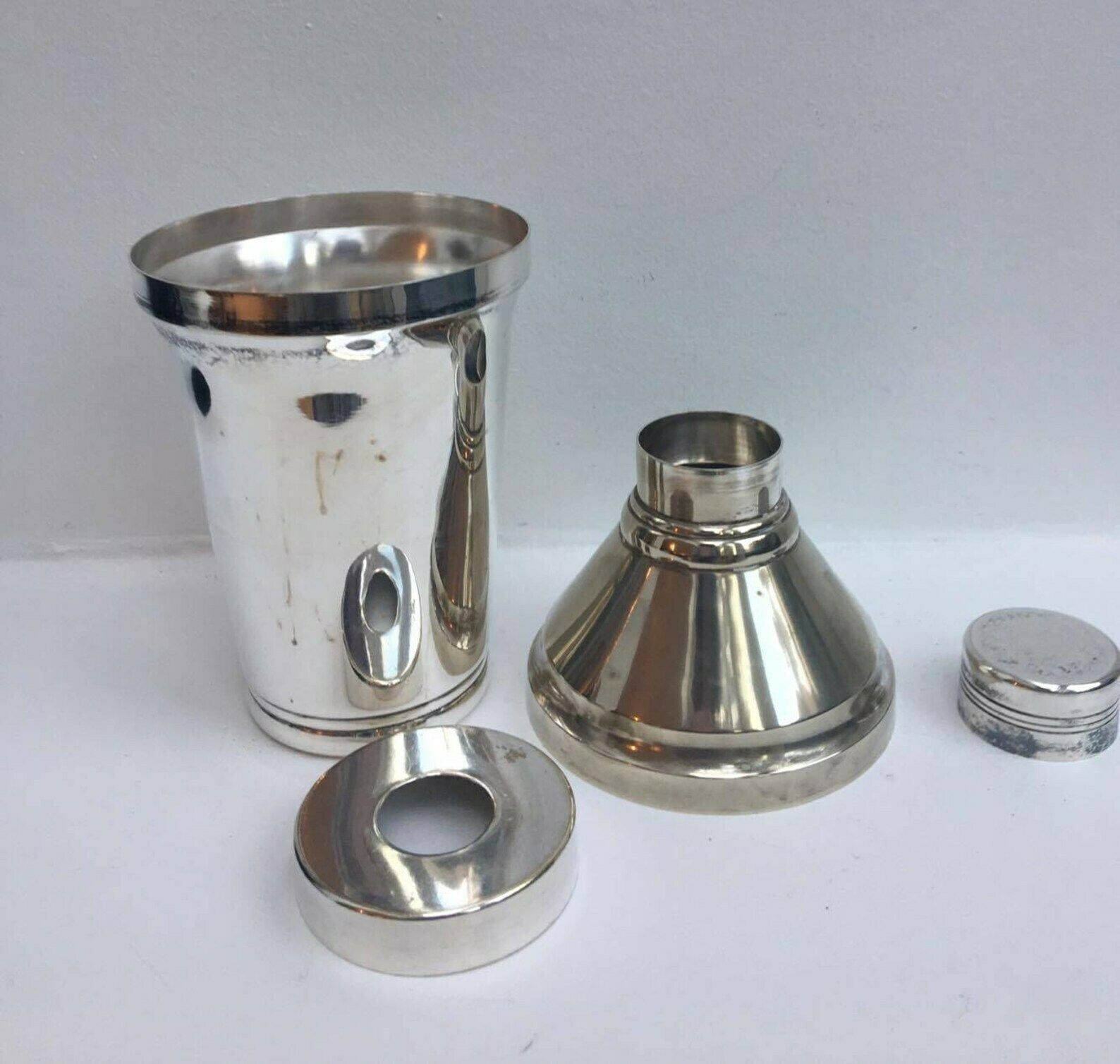Grand shaker à cocktail vintage en métal argenté Art déco, accessoires de bar, shaker à martini, art de la table vintage, mid-century photo buy
