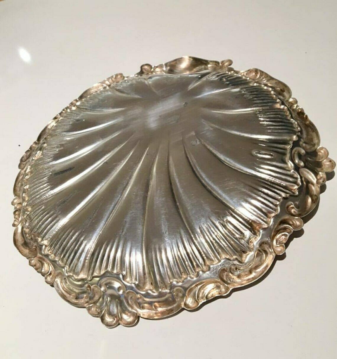 Shell Silver Plated Serving Tray Home And Garden Kitchen And Dining Serve Ware Serving Bon Bon Tray Clam Shell Silver Plate Serving Dish photo Home Decor