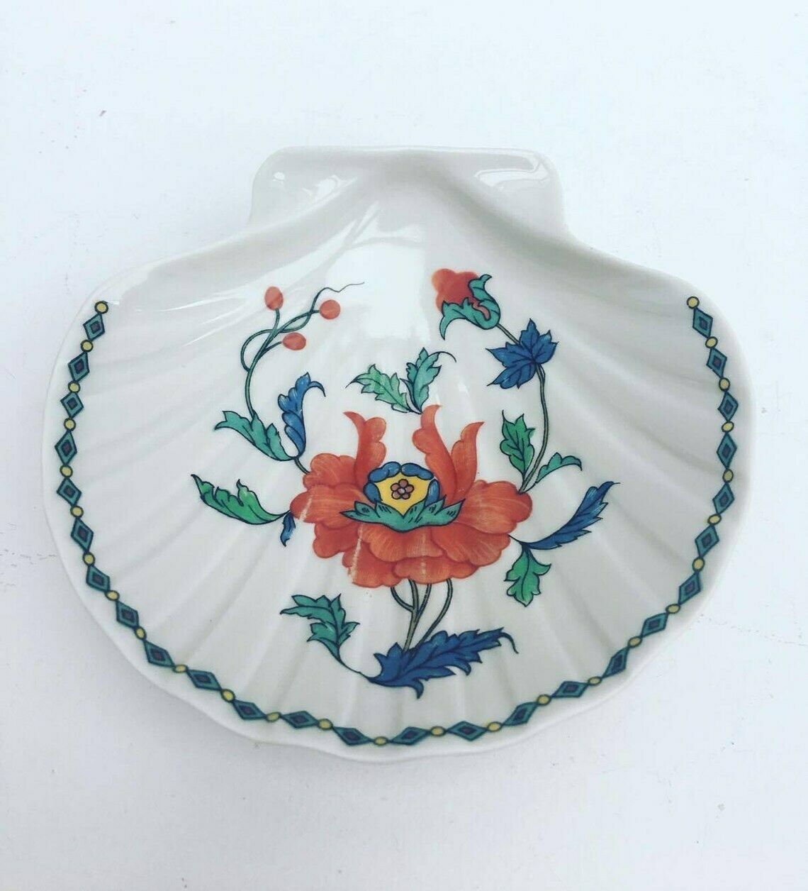 Shell Shaped Dish In Pavot By Porcelaine De Paris, Lovely Dish, China Replacement Dish, Shell Shaped Dish Discontinued photo furniture