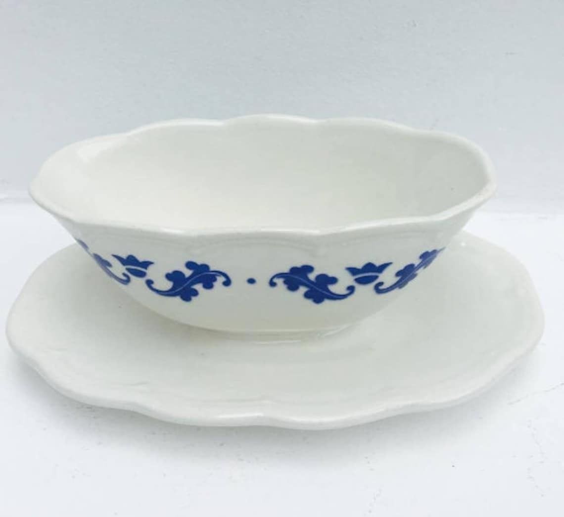 photo furniture Gravy Boat White Blue Belgian Pottery Boch Brothers La Louvière Table Service Plate Lidded. Sauce Boat Blue And White Ceramic, 1940s,Ate