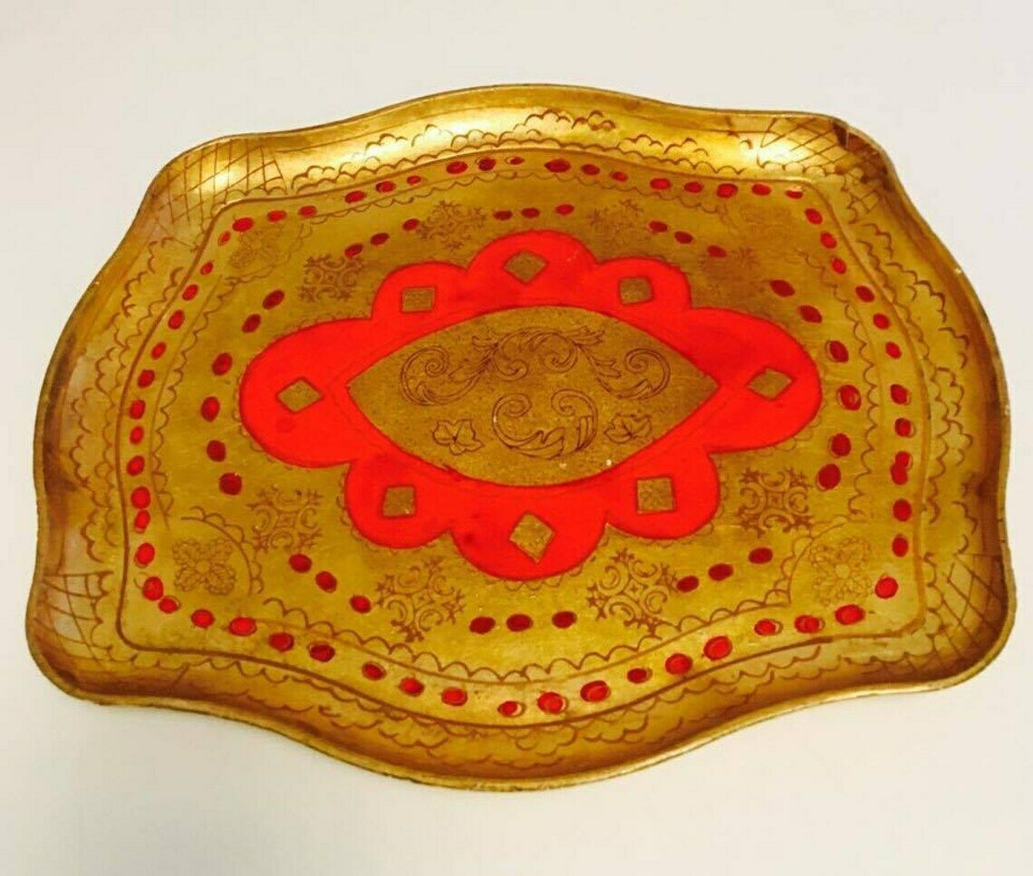 Florentijns Gouden Dienblad – Rood En Verguld | Italiaans Plateau Uit De Jaren 1960 | Handgemaakt Hout Met Antiek Geschilderd Decor | Florentijnse Stijl photo furniture