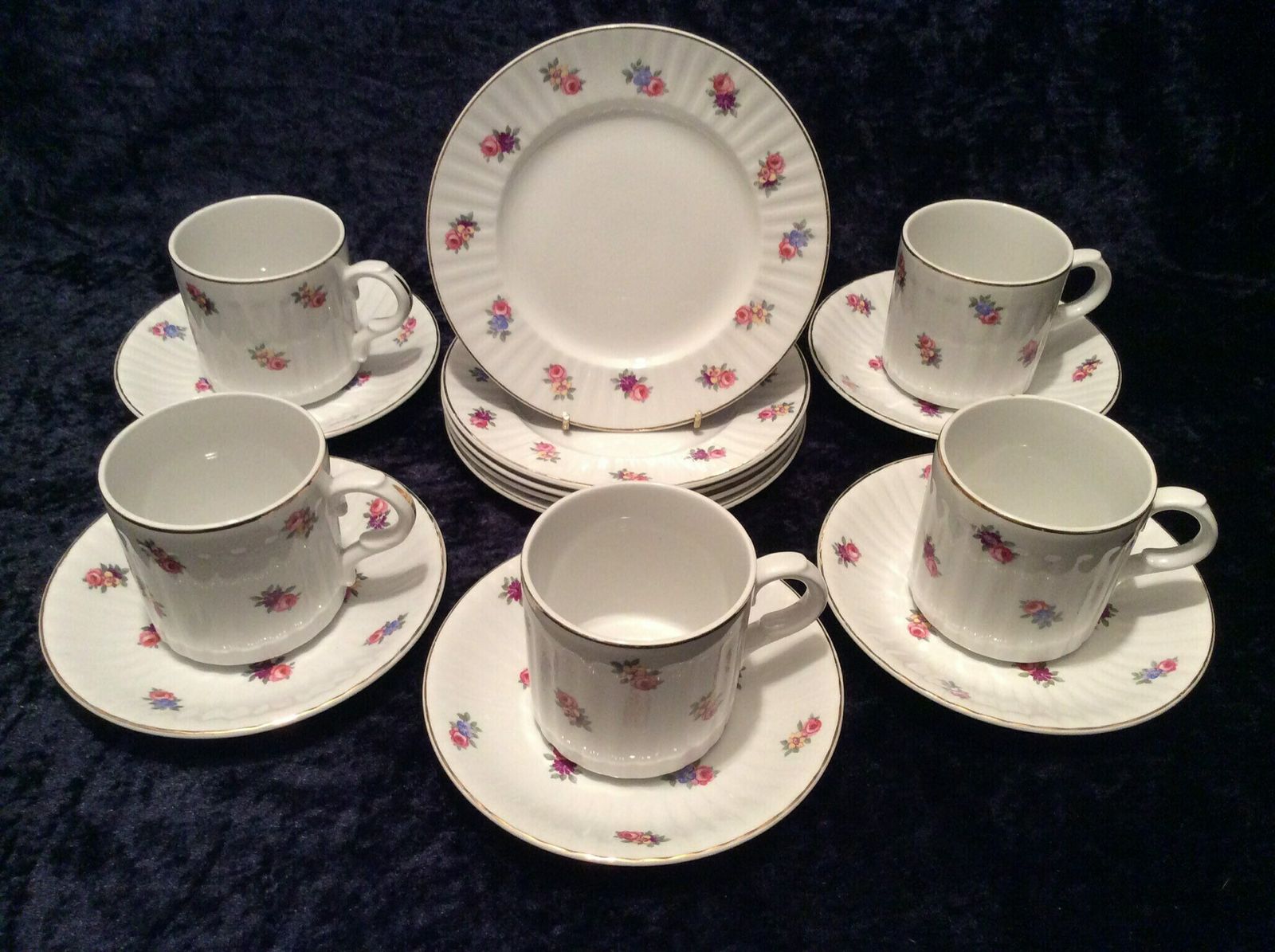 Vintage 1950s/60s Alfred Meakin Tea Set, Pretty Ditsy Rose Design 15 Pieces, Meakin Teacups, Plates, Vintage Meakin Trio, 60s Cups, 50s Cups
