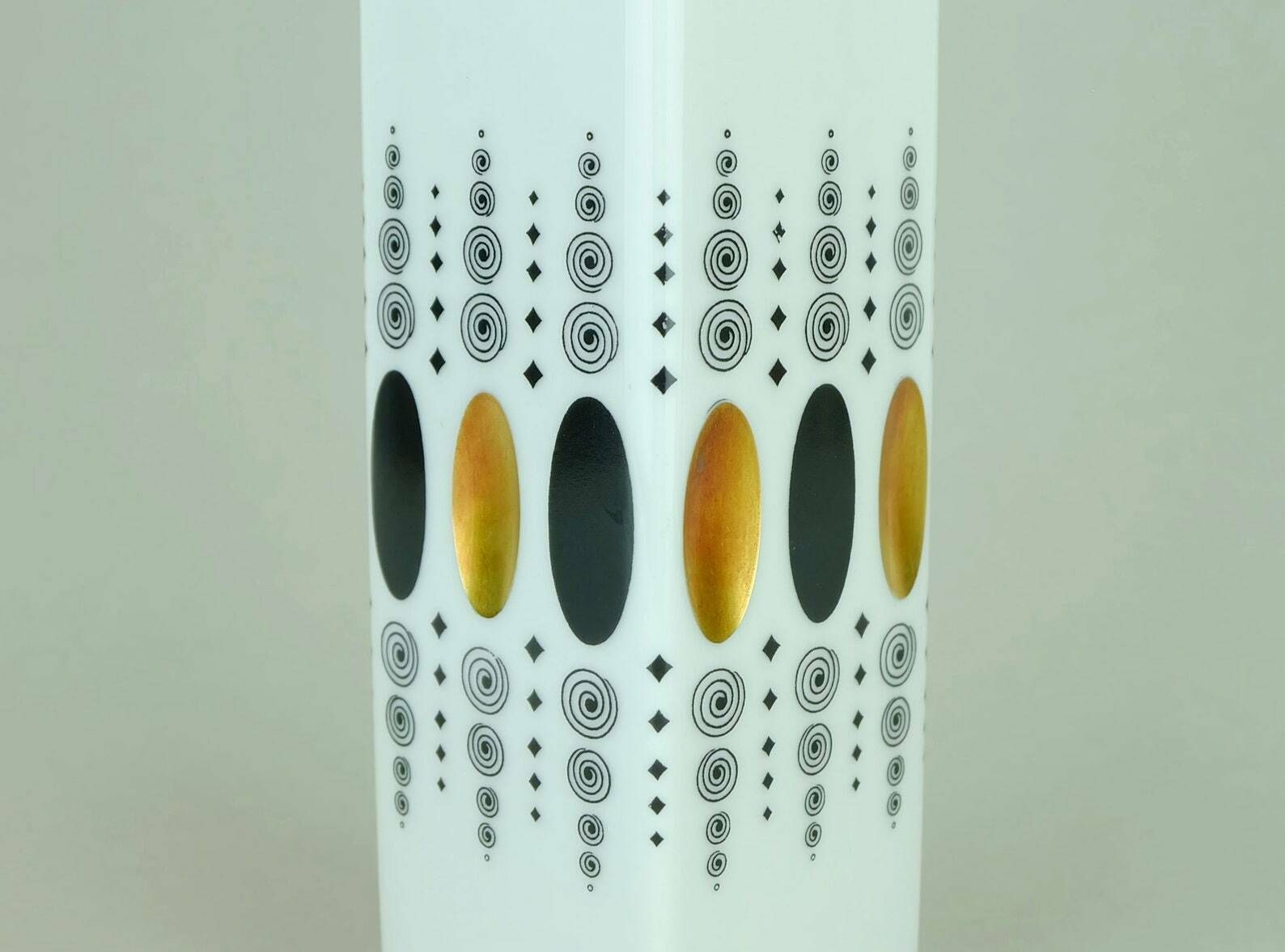Heinrich Vase Gemmo Decor White Porcelain Op Art Pop Art White Black And Gold 60s photo Home Decor