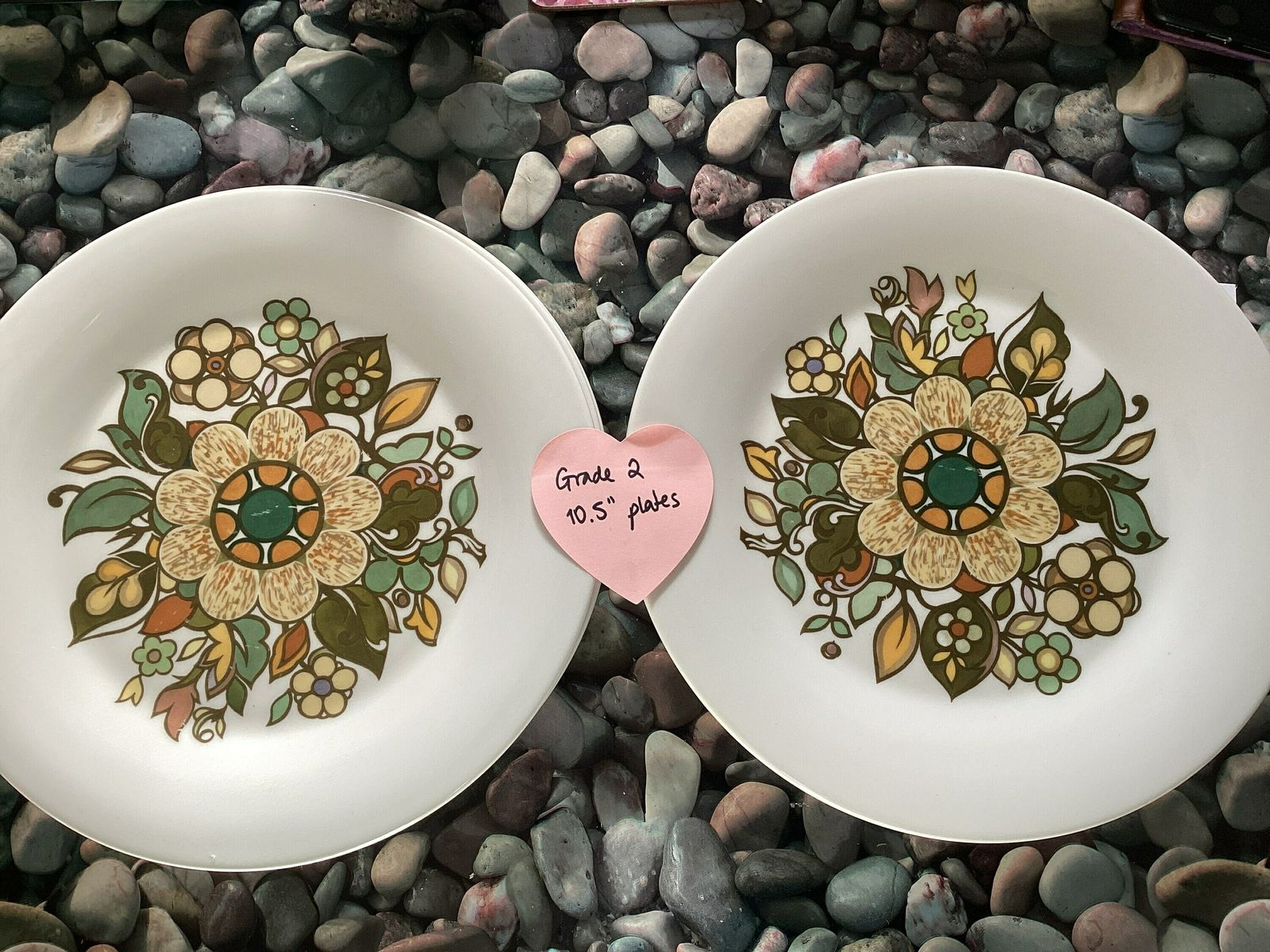 1970s Royal Doulton Forest Flower Dinner Plates, Forest Flower 10.5” Dinner Plates (Set Of 5), Retro Royal Doulton Large Dinner Plates photo vintage