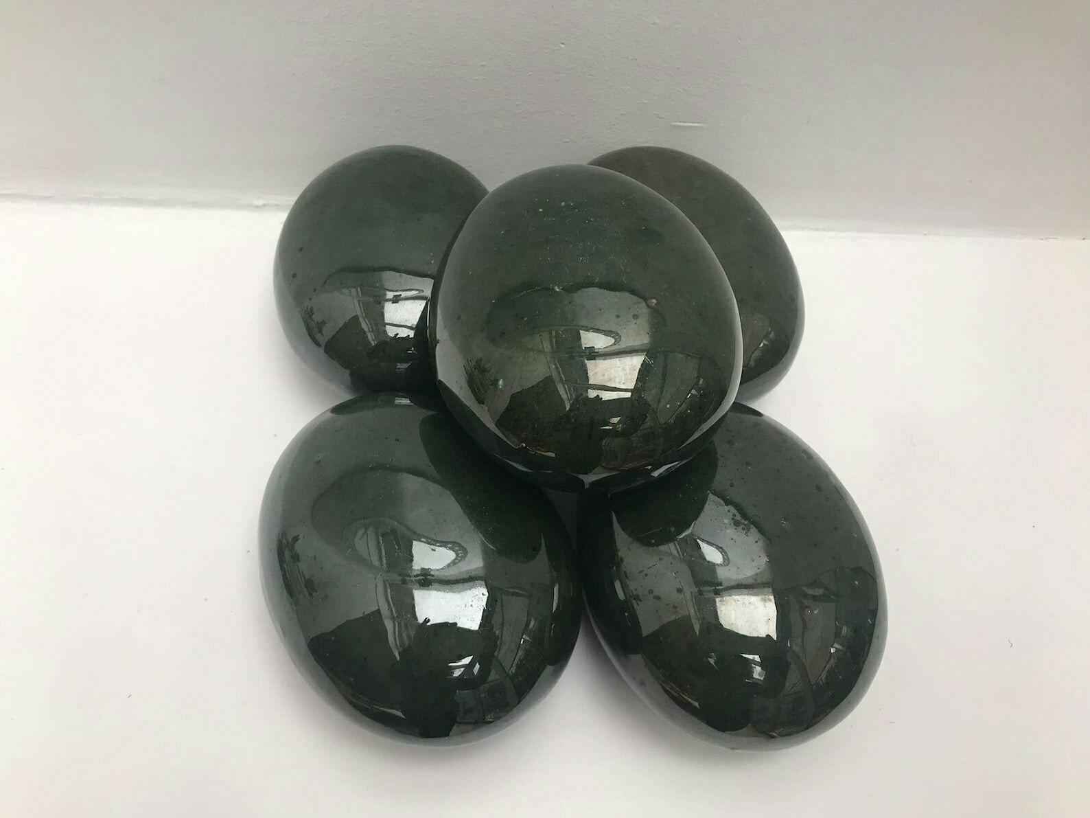 photo furniture Set Of 5 Glazed Ceramic Stones, Green Very Decorative Style 1950 To Decorate The House Or The Table, Modern Decor Green Table Decor