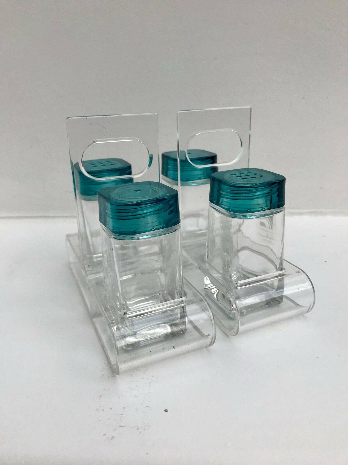 Salt And Pepper Shakers Set Of 2 Lucite Acrylic Glass Art By Luigi Barnioly Made In Italy Wedding Gift Christmas Table photo Home Decor