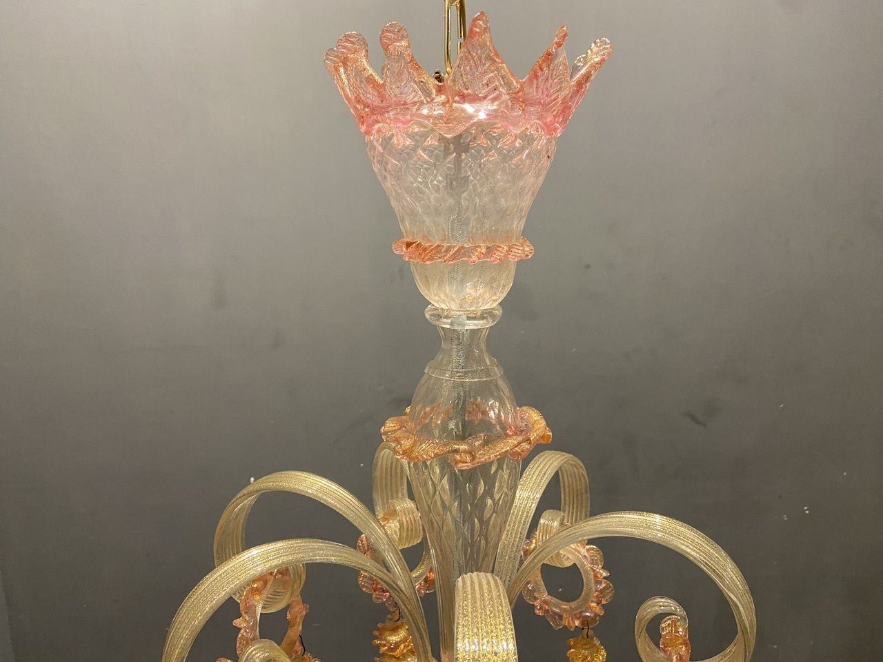 photo furniture Large Pink Venetian Murano Glass Chandelier 1960’s