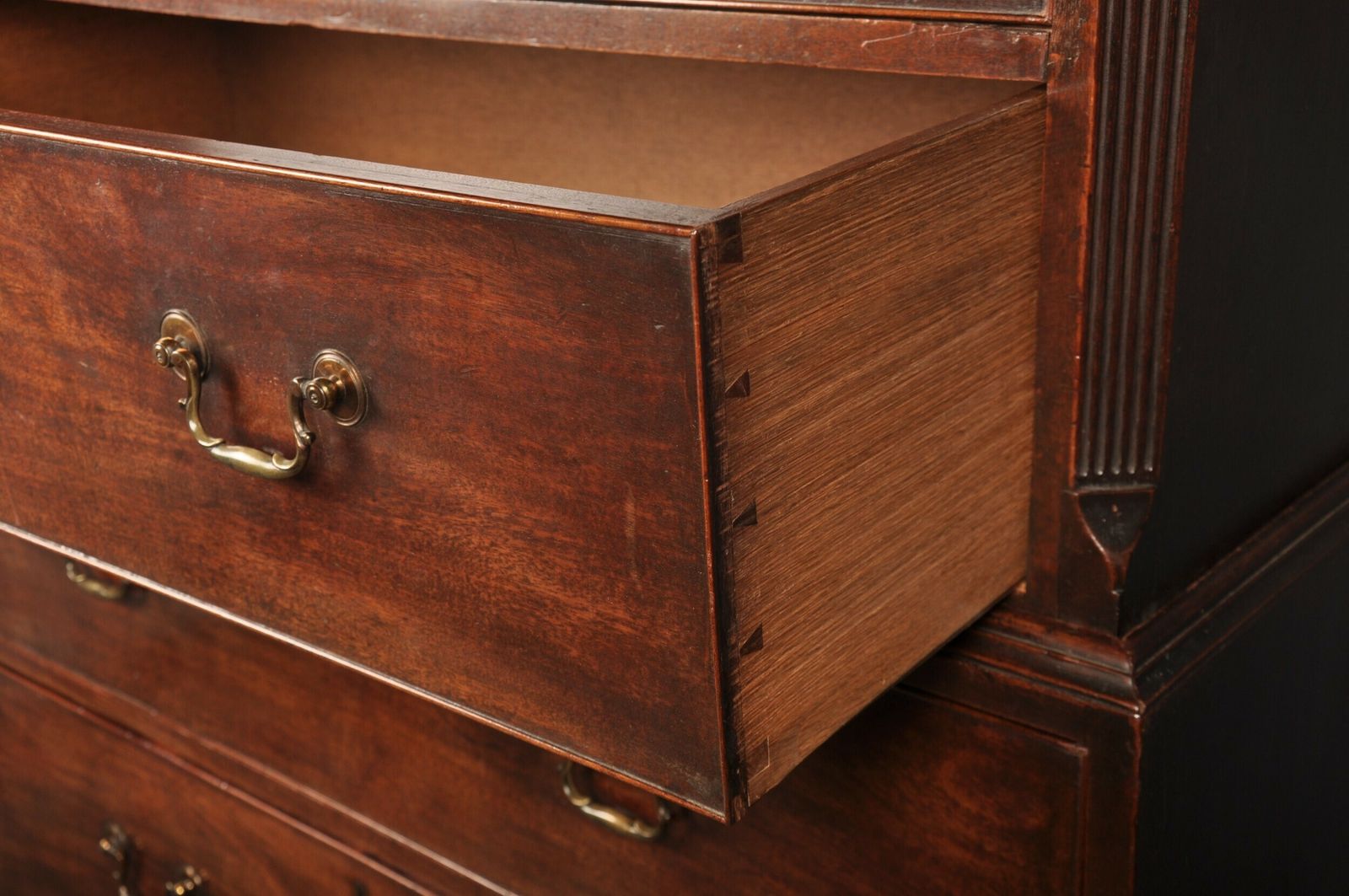 photo furniture 18th Century Mahogany Tallboy, 1700s
