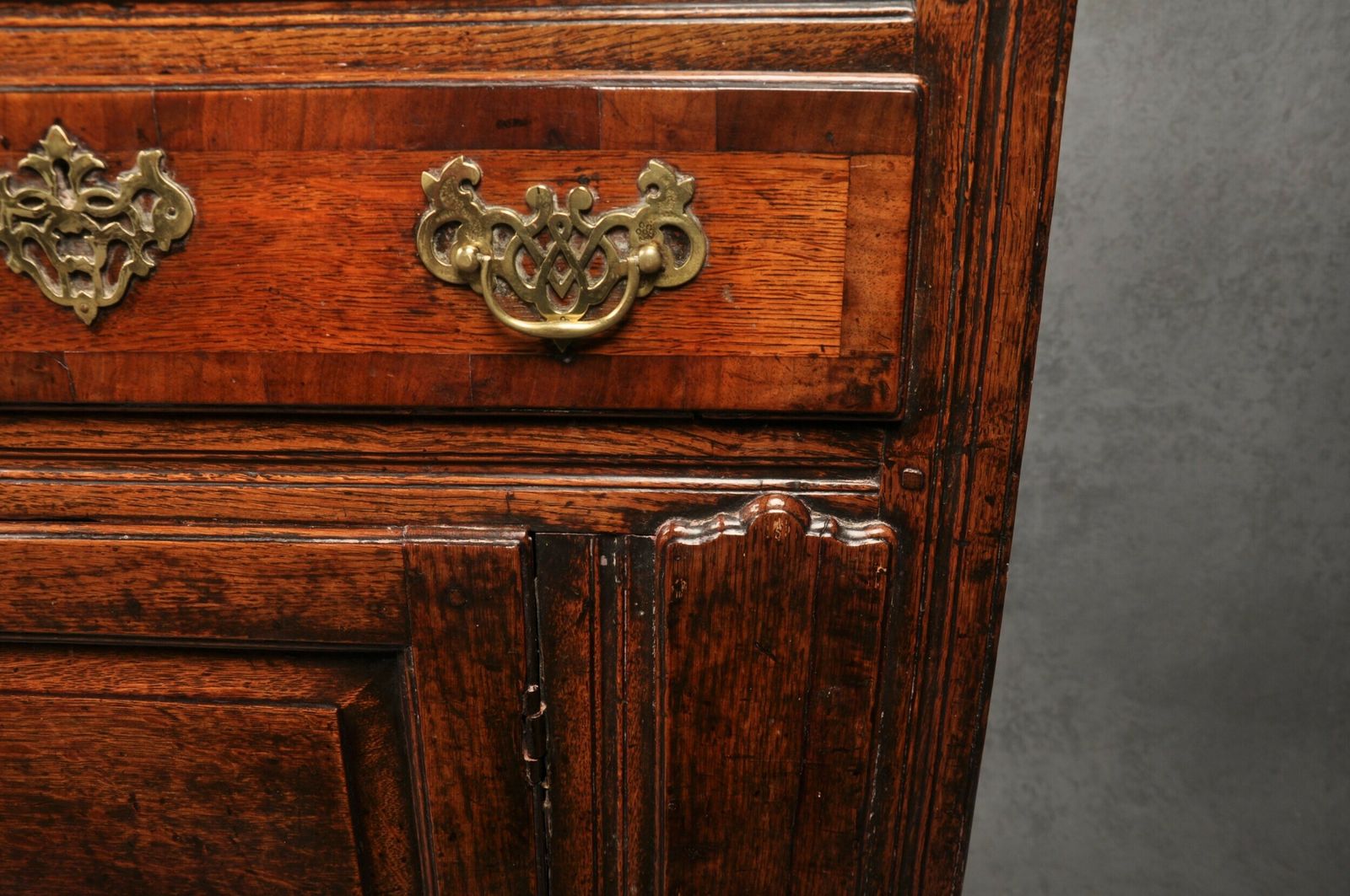 3400.0 Early 18th Century Oak Dresser photo