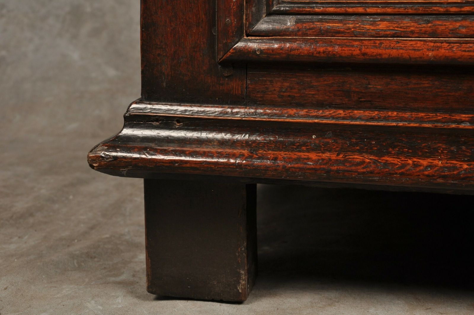 5800.0 Rare 17th Century Oak Bureau, 18th Century And Earlier photo