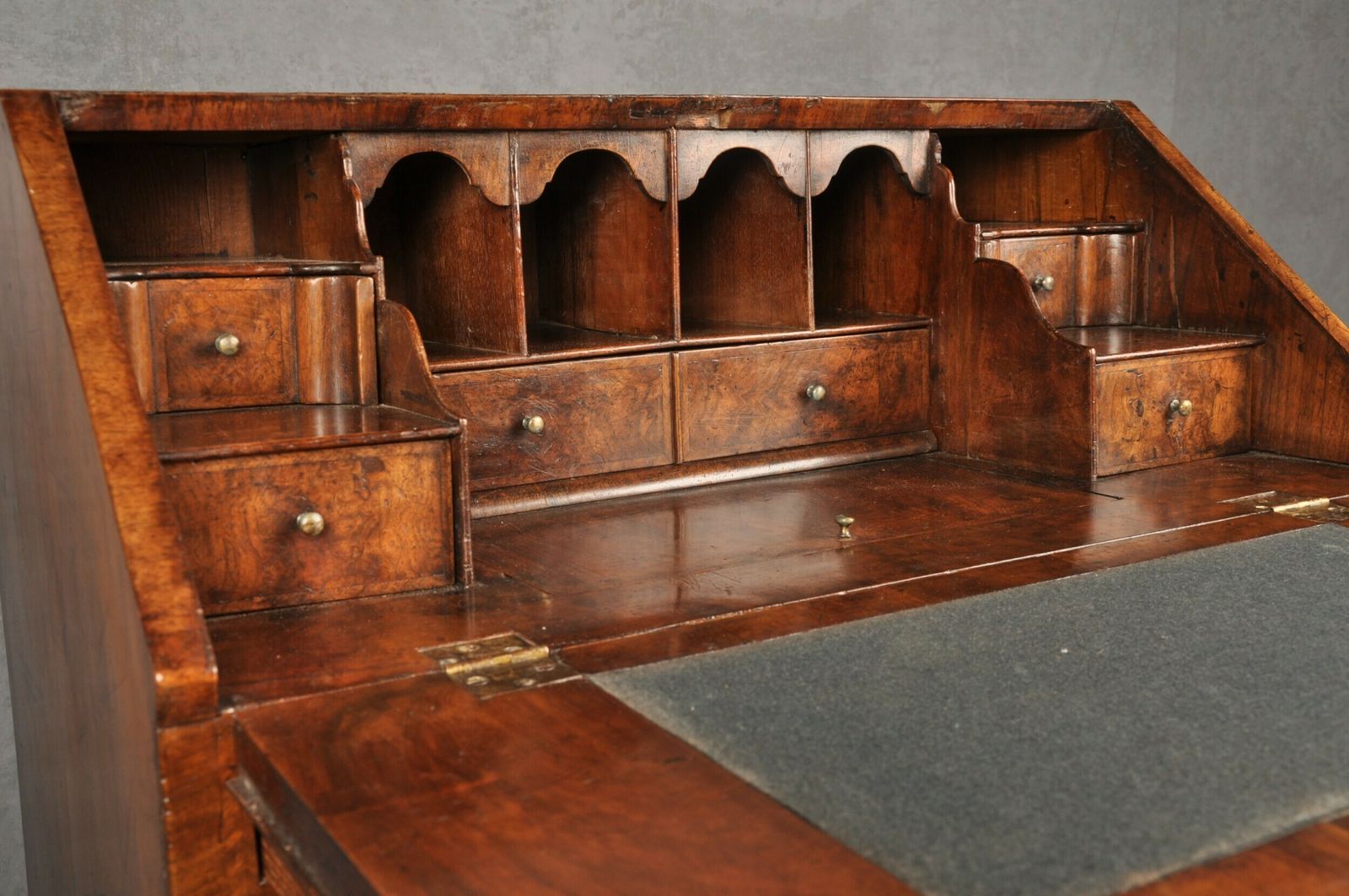 Small Early 18th Century Burr Walnut Bureau photo 4800.0