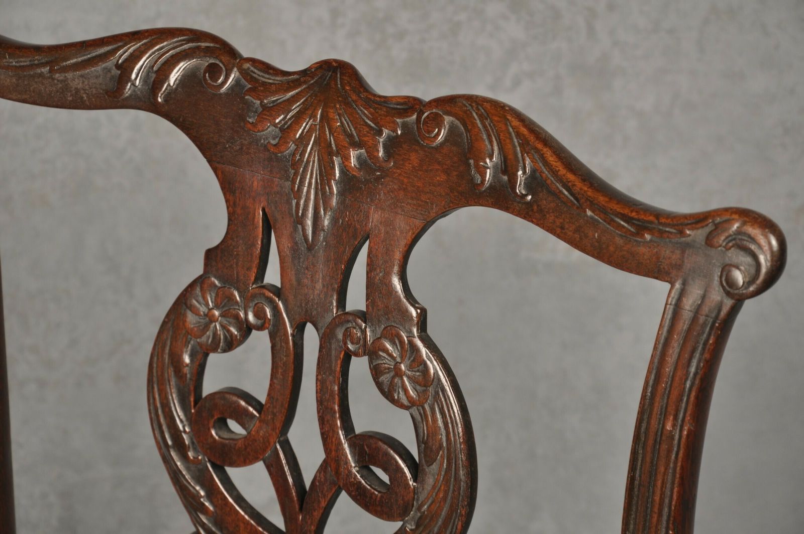 18th Century Mahogany Chippendale Armchair photo vinterior