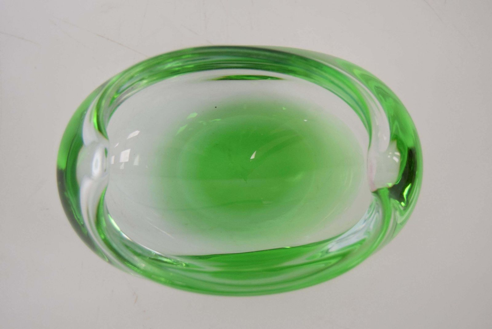 Midcentury Ashtray From Metallurgical Glass, By Glasswork Novy Bor, 1960s photo Home Decor