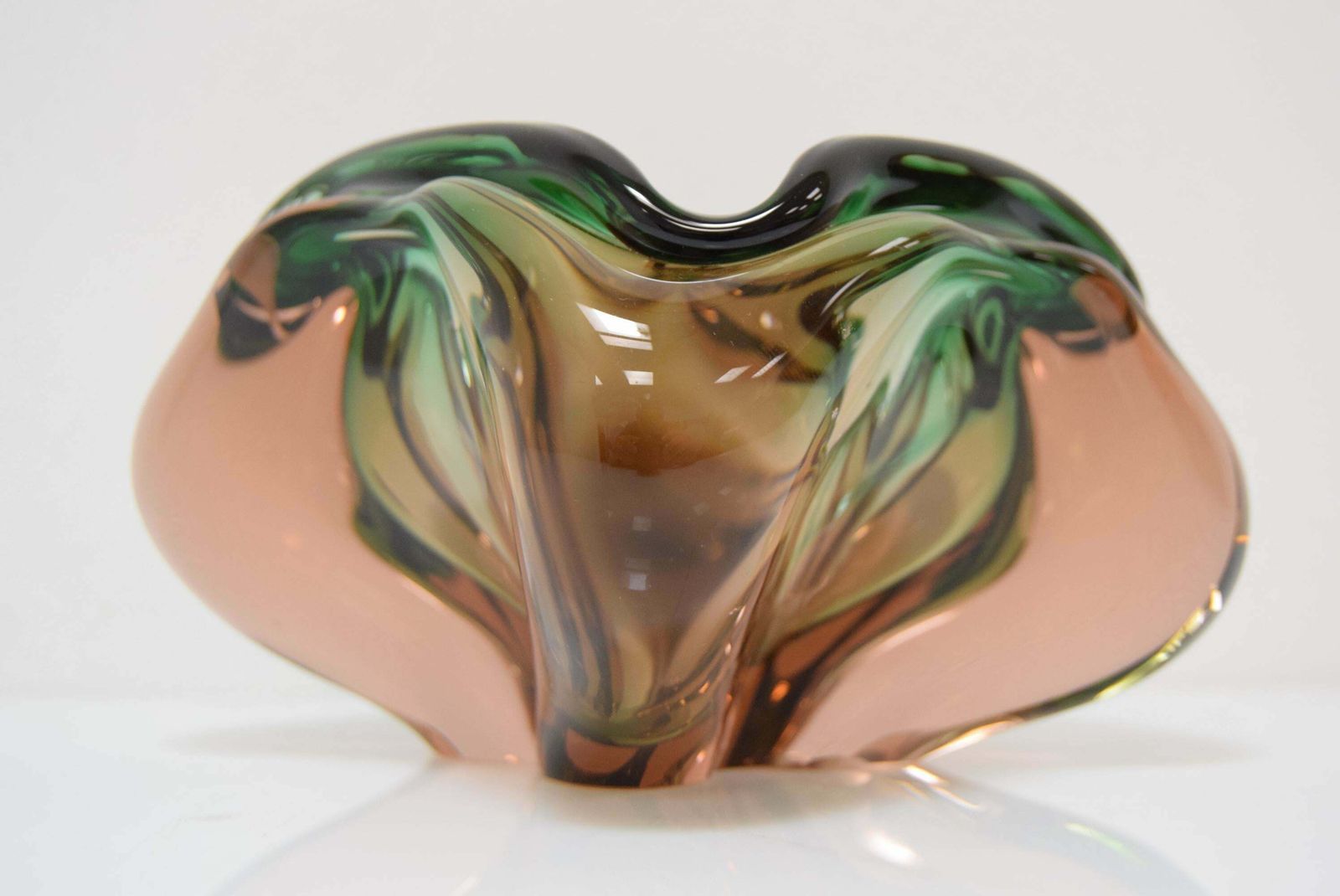 Midcentury Ashtray From Metallurgical Glass, By Glasswork Novy Bor, 1960s photo 235.0