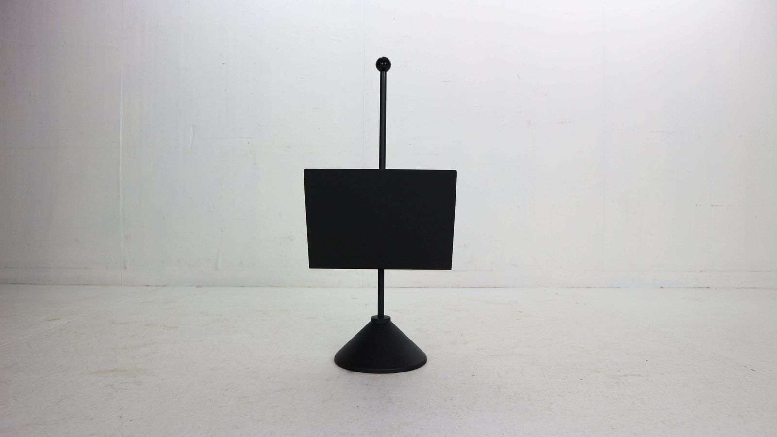Porada Arredi Black Metal Minimalistic Magazinine Rack 1980''S Italy photo for sale