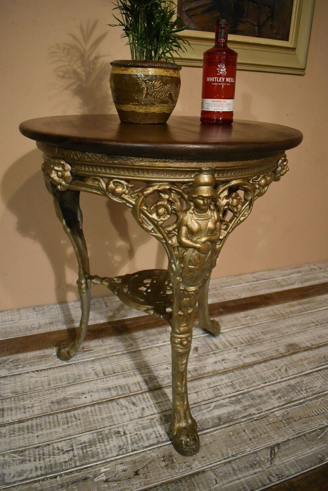 photo furniture Cast Iron Britannia Bar Bistro Table