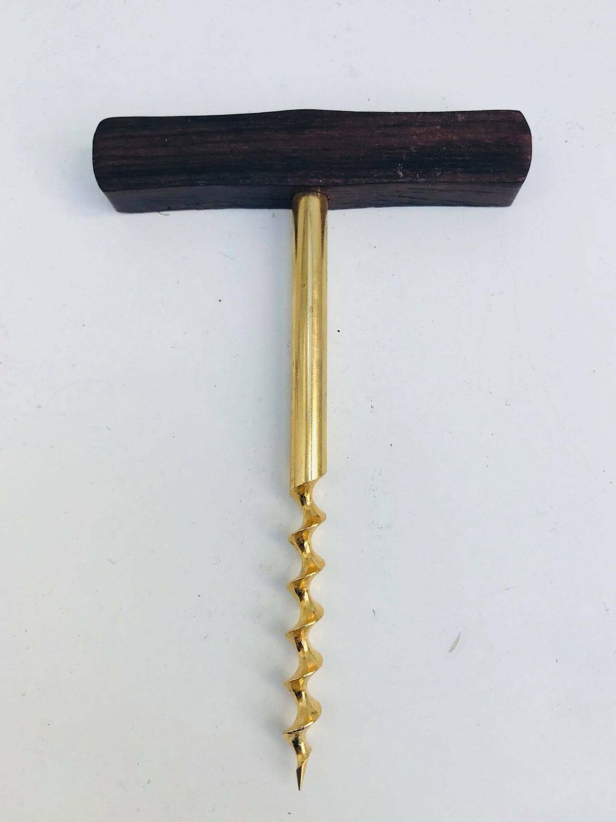 Baraccessoires – 4-delige barset | Goudkleurig barware | Kurkentrekker, flesopener, blikopener, olijfvork, cocktaillepel | Cadeau voor bartender photo Woonaccessoires