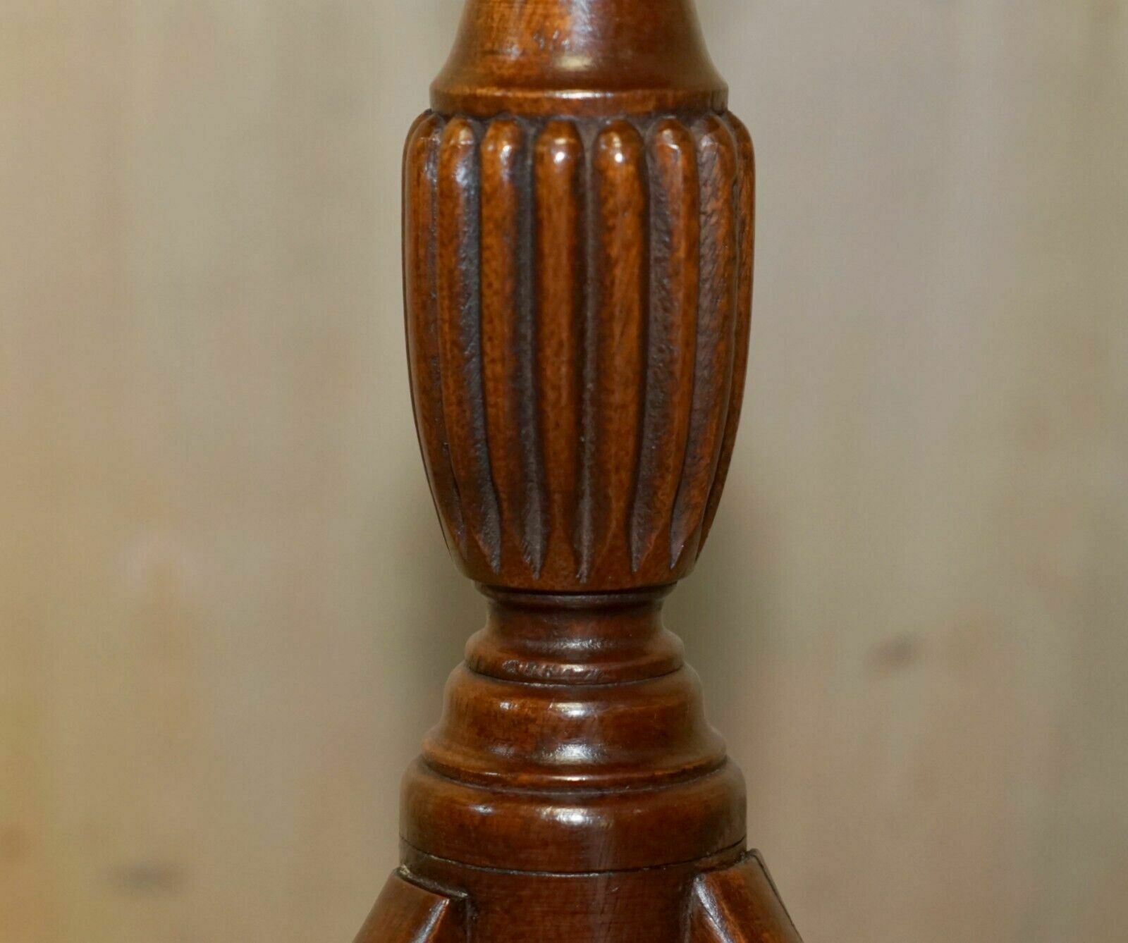 Vintage 1930's Mahogany Heritage Green Leather Tripod Side End Lamp Wine Table photo vinterior