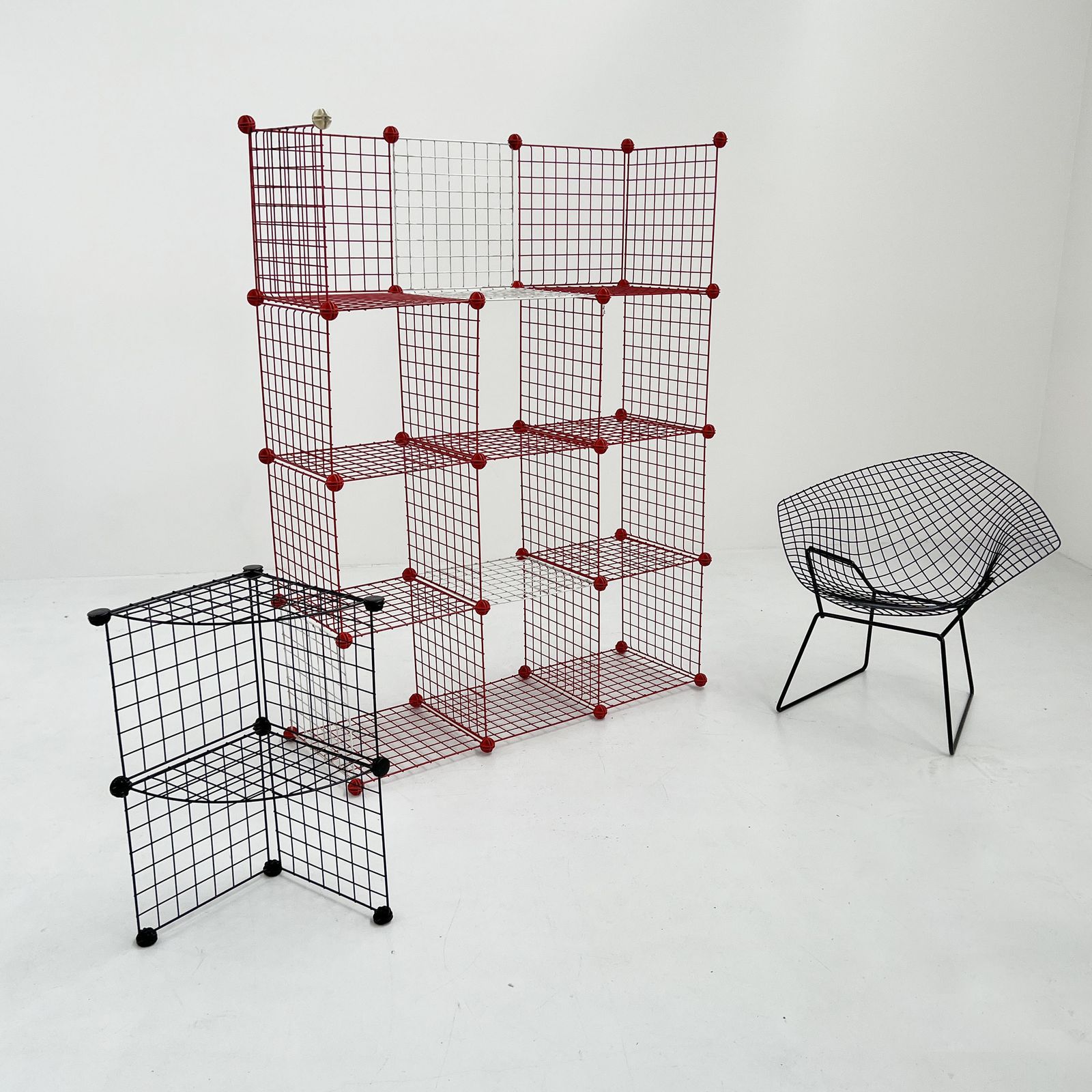Postmodern Modular Metal Shelf, 1980s photo vinterior