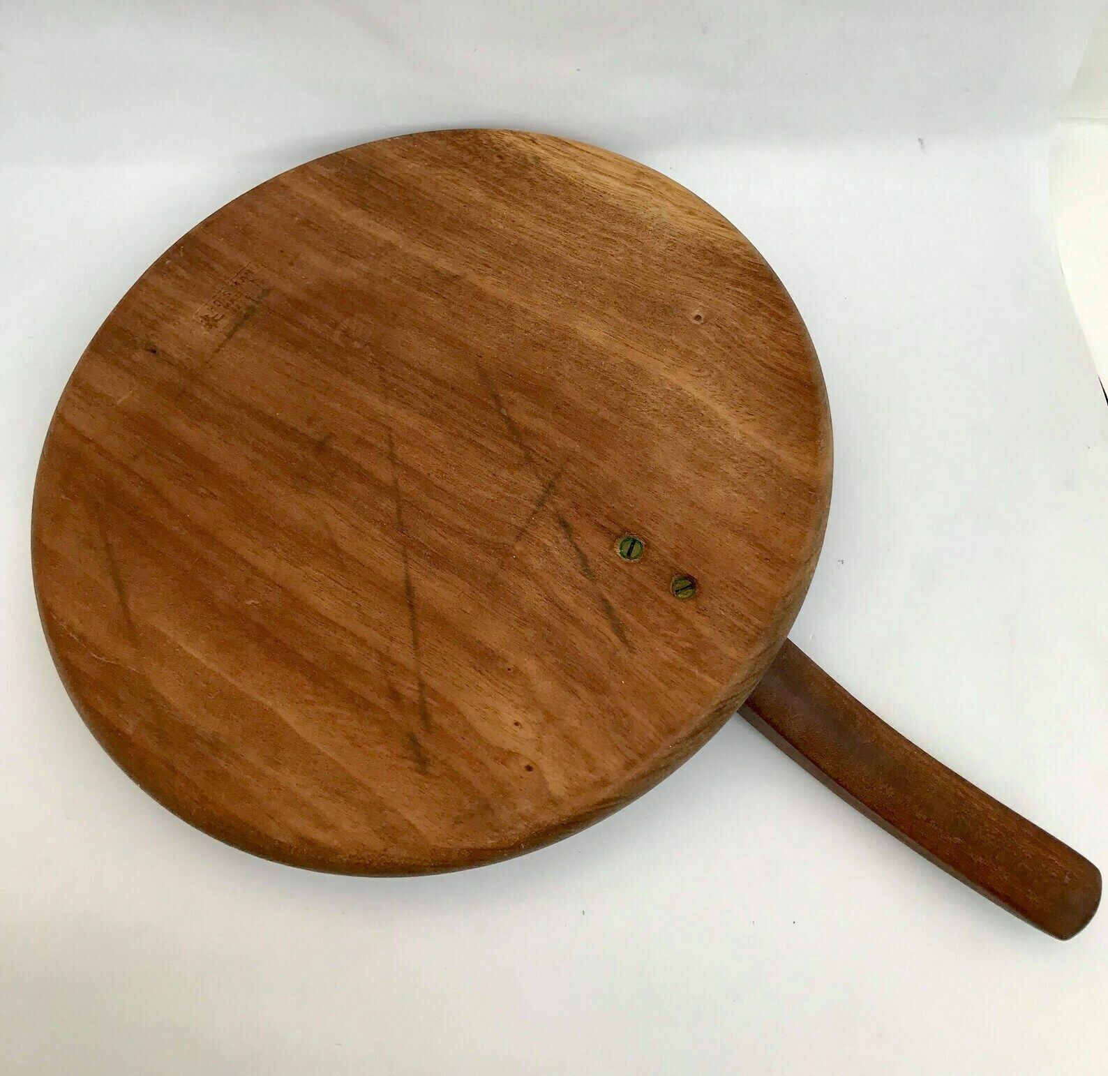 photo furniture Cutting Board Cheese Charcuterie Serving Board Appetizers Platter Wooden Round Platter With Handle Barbecue Accessories Gift For Him Grill