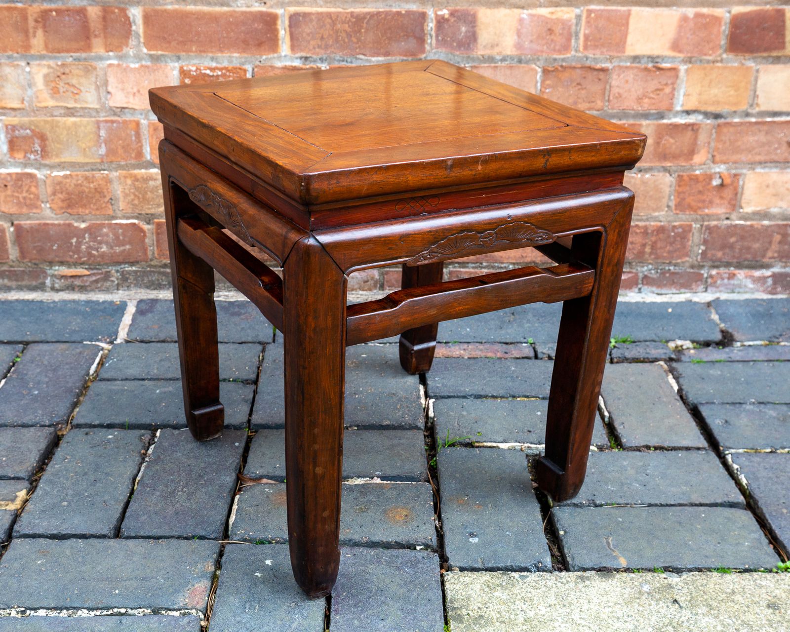 Antique Chinese Square Humpback Lamp Table Coffee Side Qing Dynasty 1900 Bat Carving Jumu Southern Elm Wood Infinity Knot