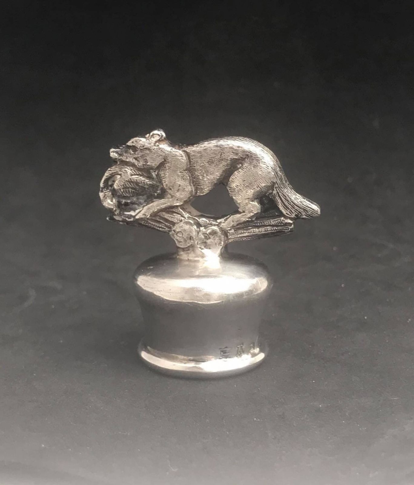 Flessenstop Met Hond – Wijnschenker, Dierenfiguur, Antiek Bargereedschap, Baraccessoires, Cadeau Voor Verzamelaars, Jagerscadeau, Jacht, Tafeldecoratie