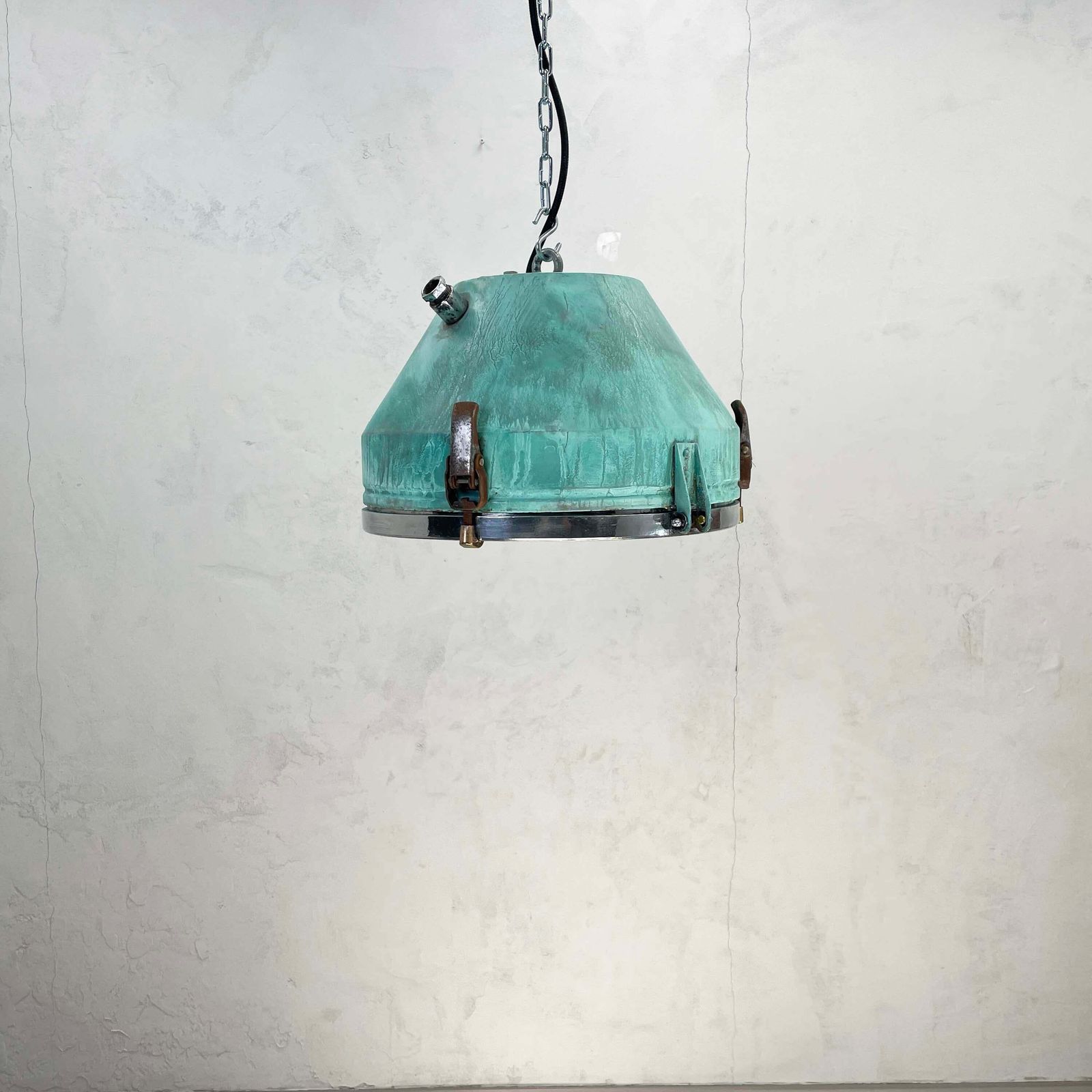 photo vintage 1970''S German Veb Steel & Copper Verdigris Industrial Pendant Lamp, Teal Finish