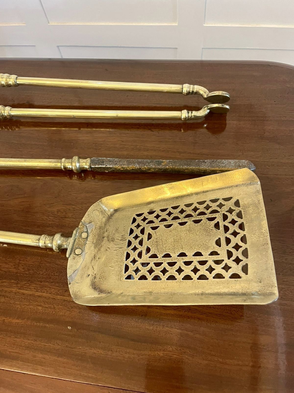 Antique Quality Set Of Three Brass Fire Irons photo vinterior