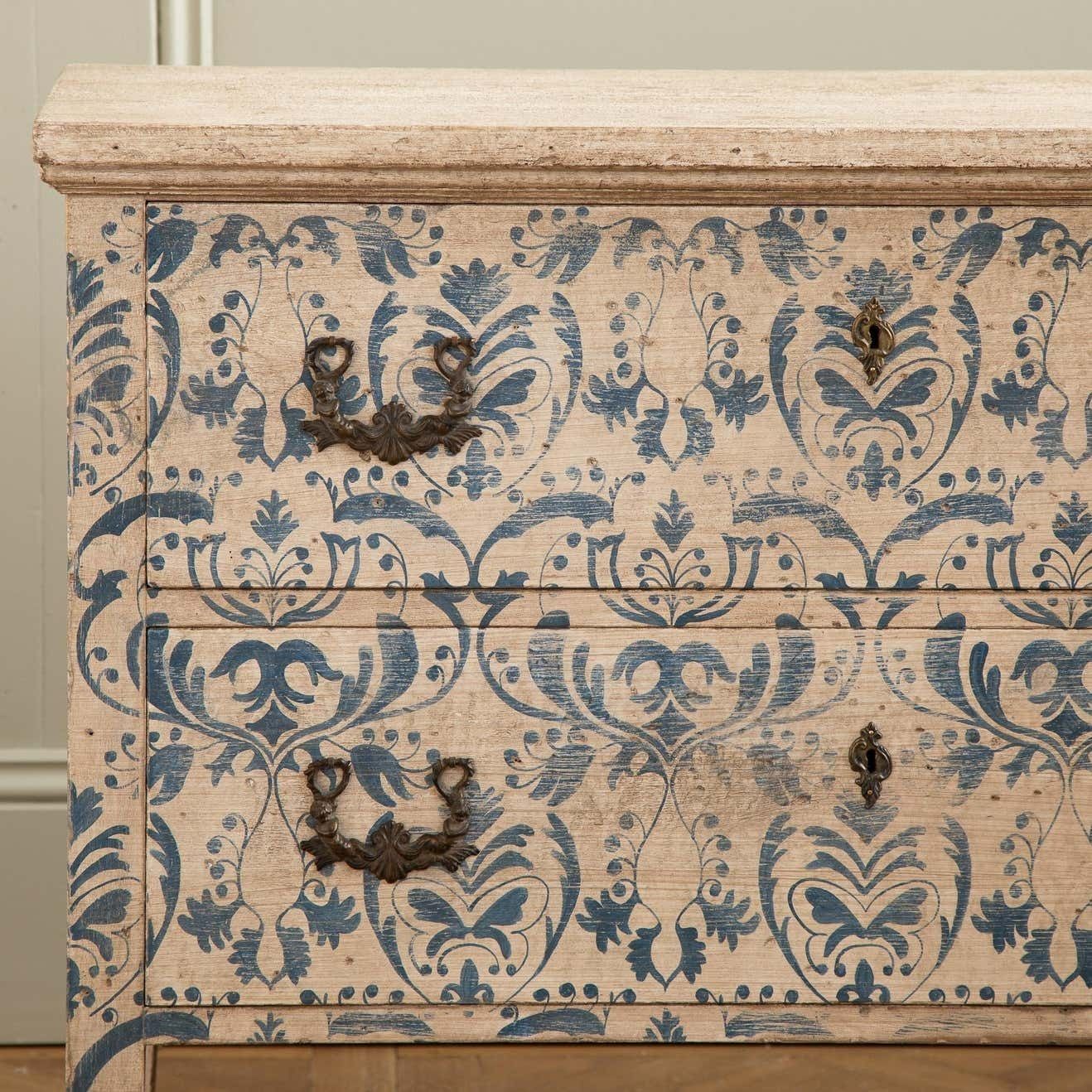 Blue & White Florentine Style Hand Painted Italian Chest Of Drawers/Commode photo 3675.0