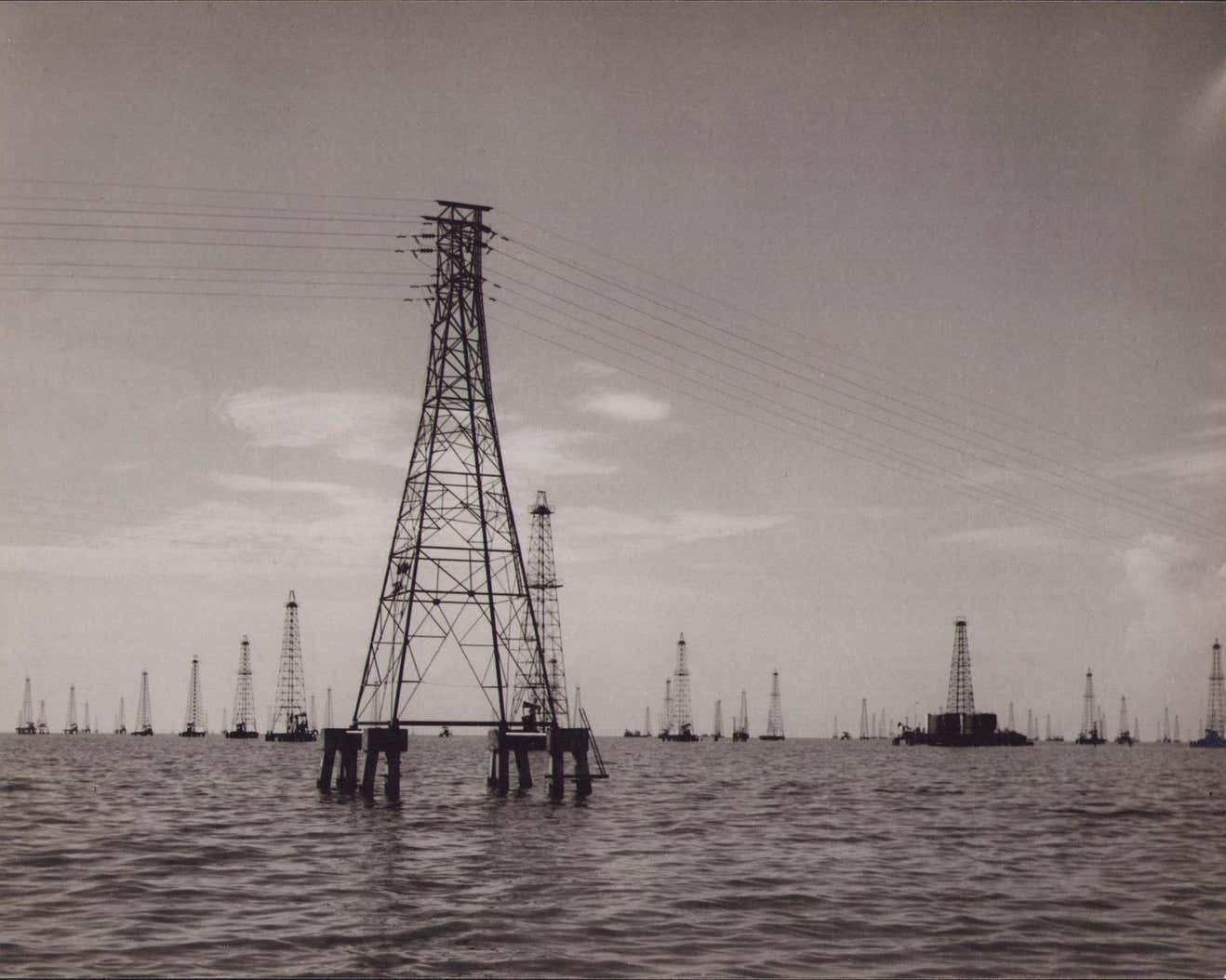 Hanna Seidel Venezuela, Oil, Sea, Black And White Photography, 1960s