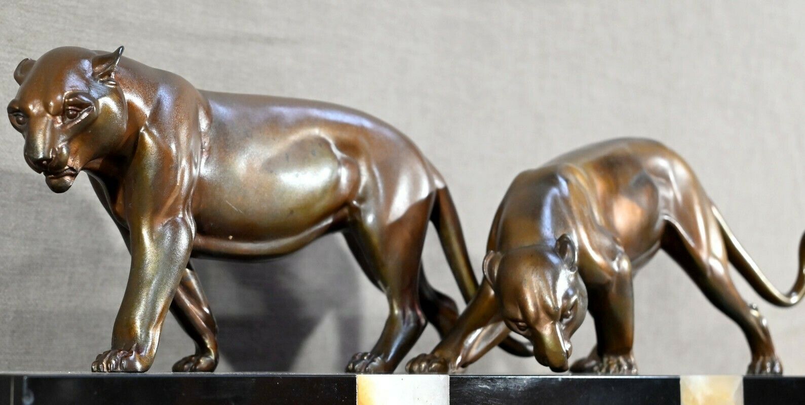Group Of Lionesses In Spelter, Art Deco – 1940 photo 1457.45