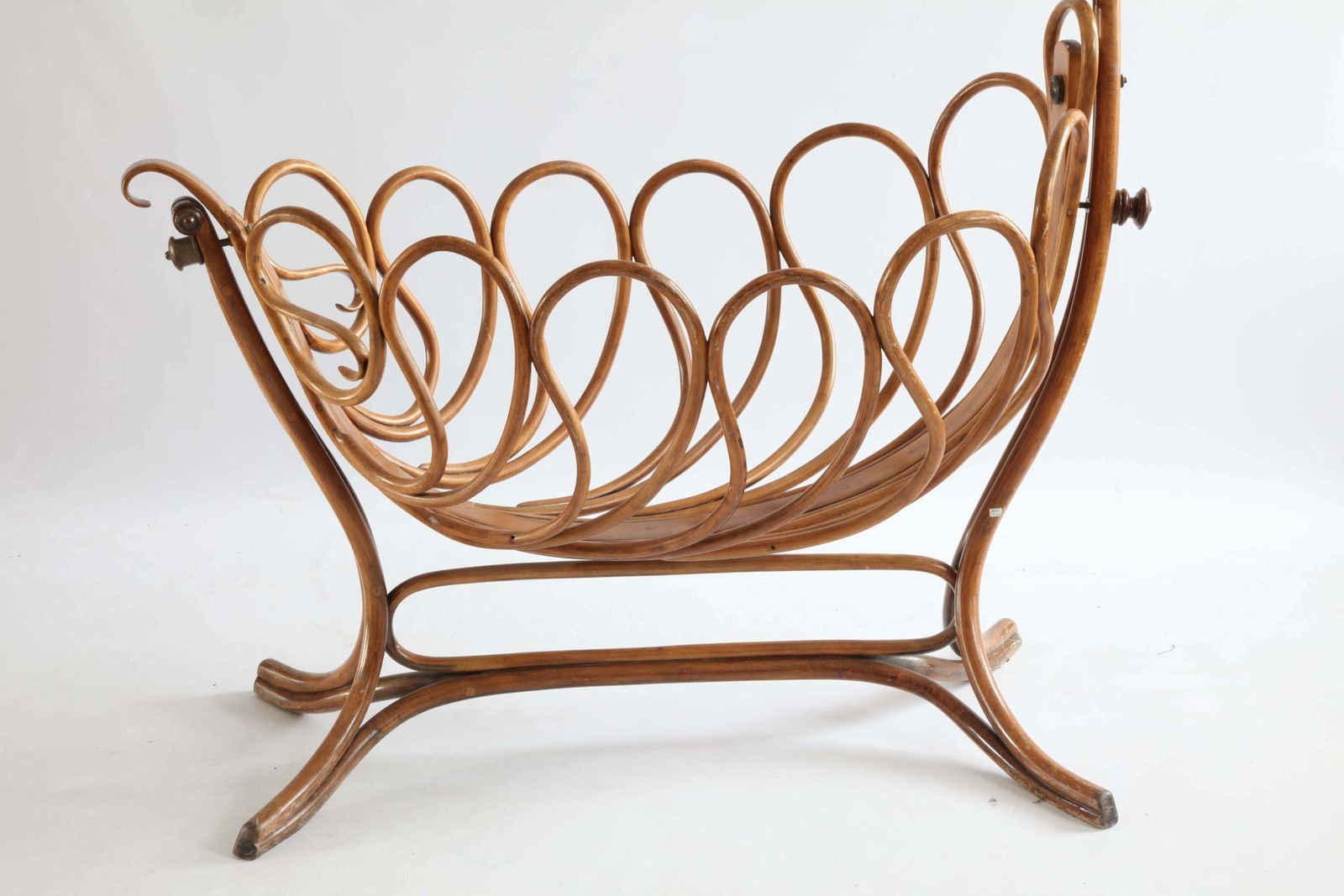 Rare French Bentwood Cradle In The Thonet Style, Late 19th Century photo vinterior
