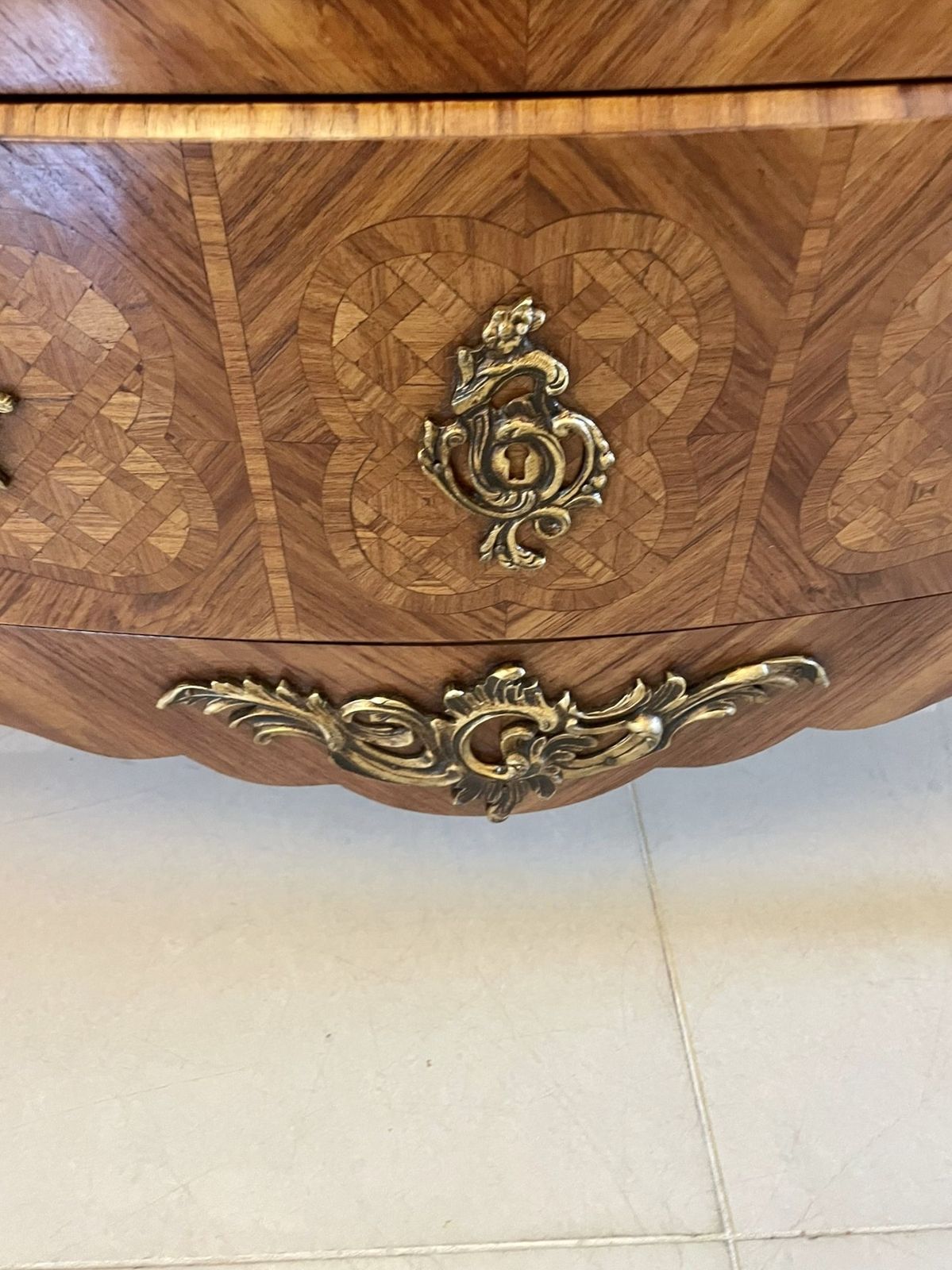 photo buy Antique 19th Century Quality French Parquetry Marble Top Chest Of Drawers