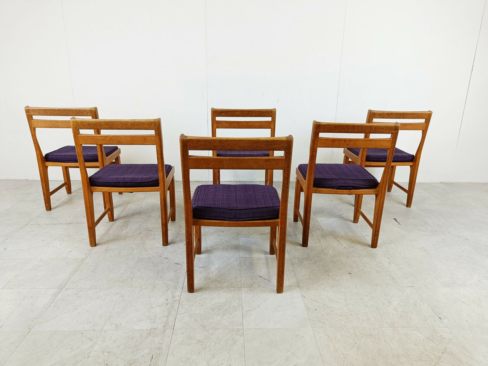 photo furniture Raphael Chairs By Guillerme And Chambron For Votre Maison, Set Of 6