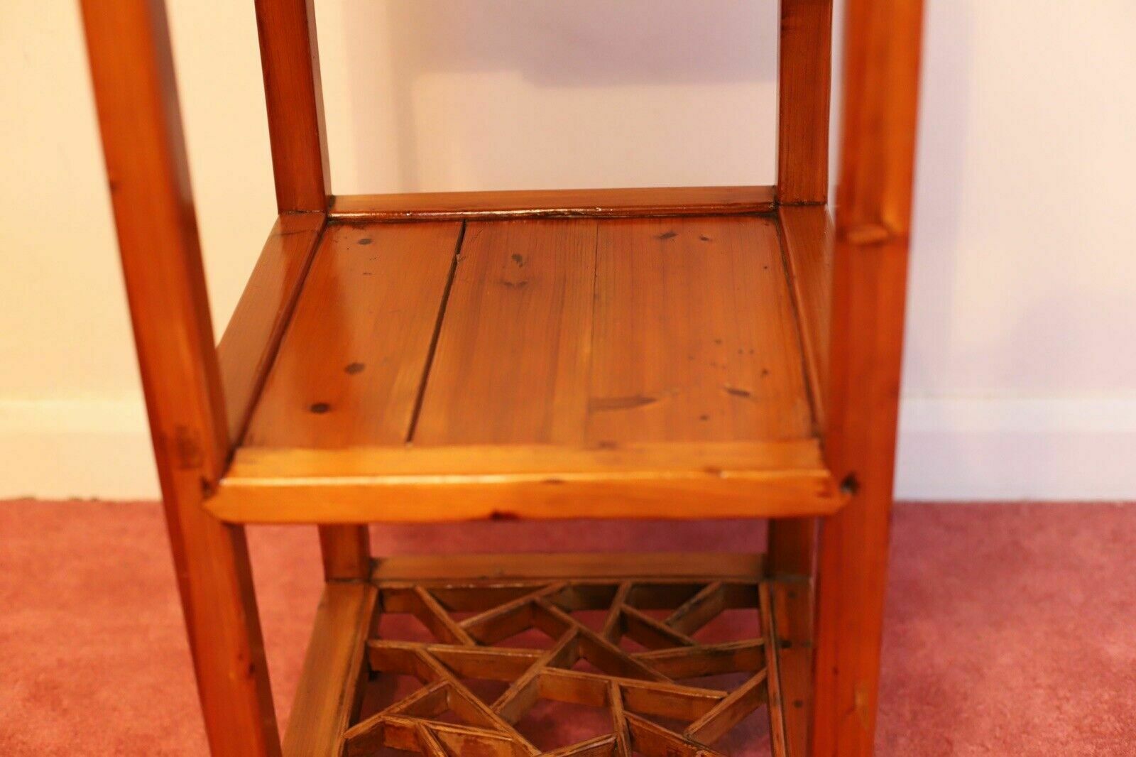 photo vinterior Two Beautiful Chinese Softwood Lamp Tables