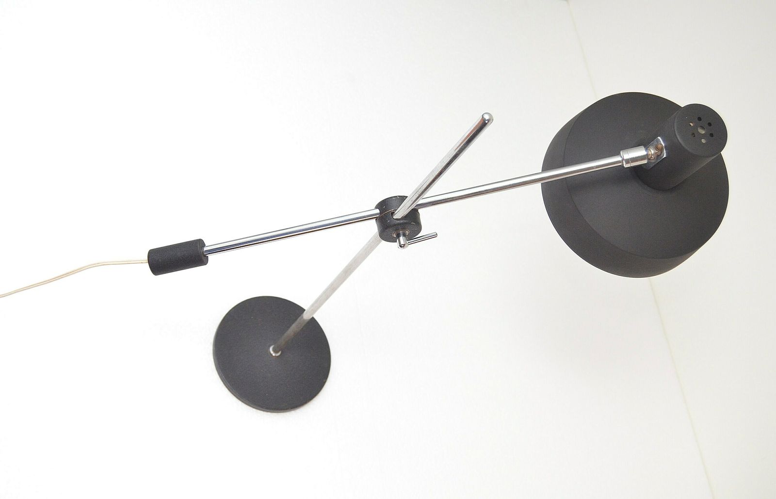 Large Modernist Anvia Counterweight Desk Lamp Designed By Jjm Hoogervorst For Anvia Almelo Holland, 60s Dutch Design photo vinterior